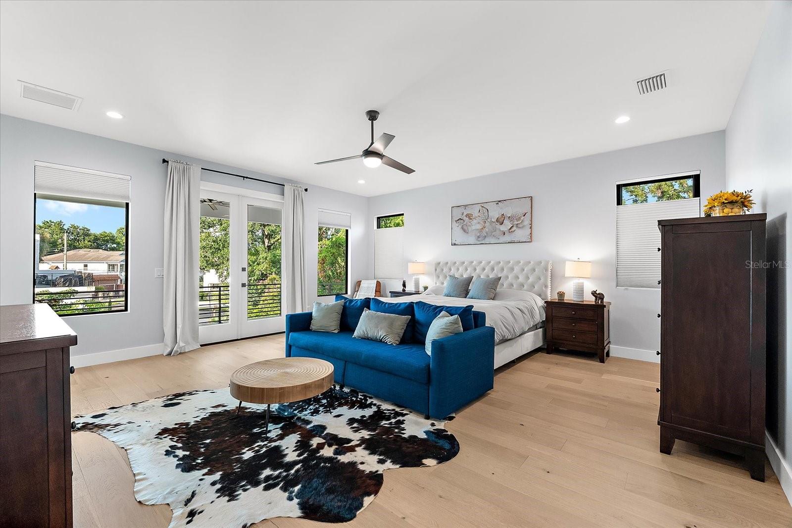 Image 32 of 86 For 2707 Ridgewood Avenue