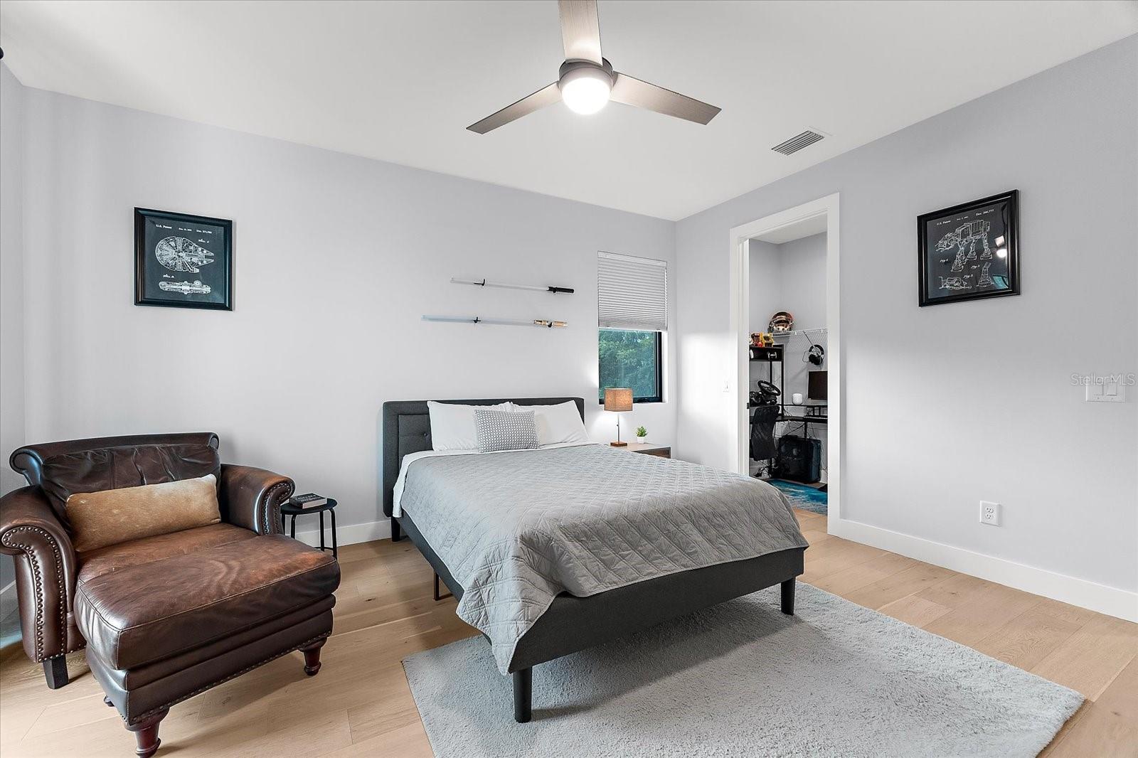 Image 45 of 86 For 2707 Ridgewood Avenue