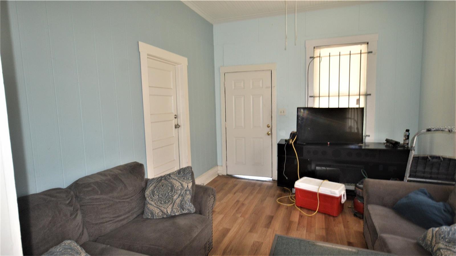 Image 10 of 29 For 3009 13th Street