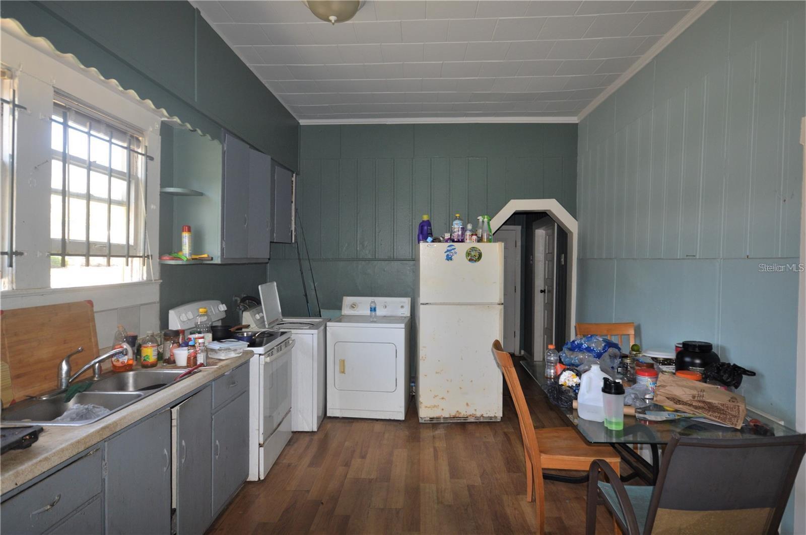 Image 13 of 29 For 3009 13th Street