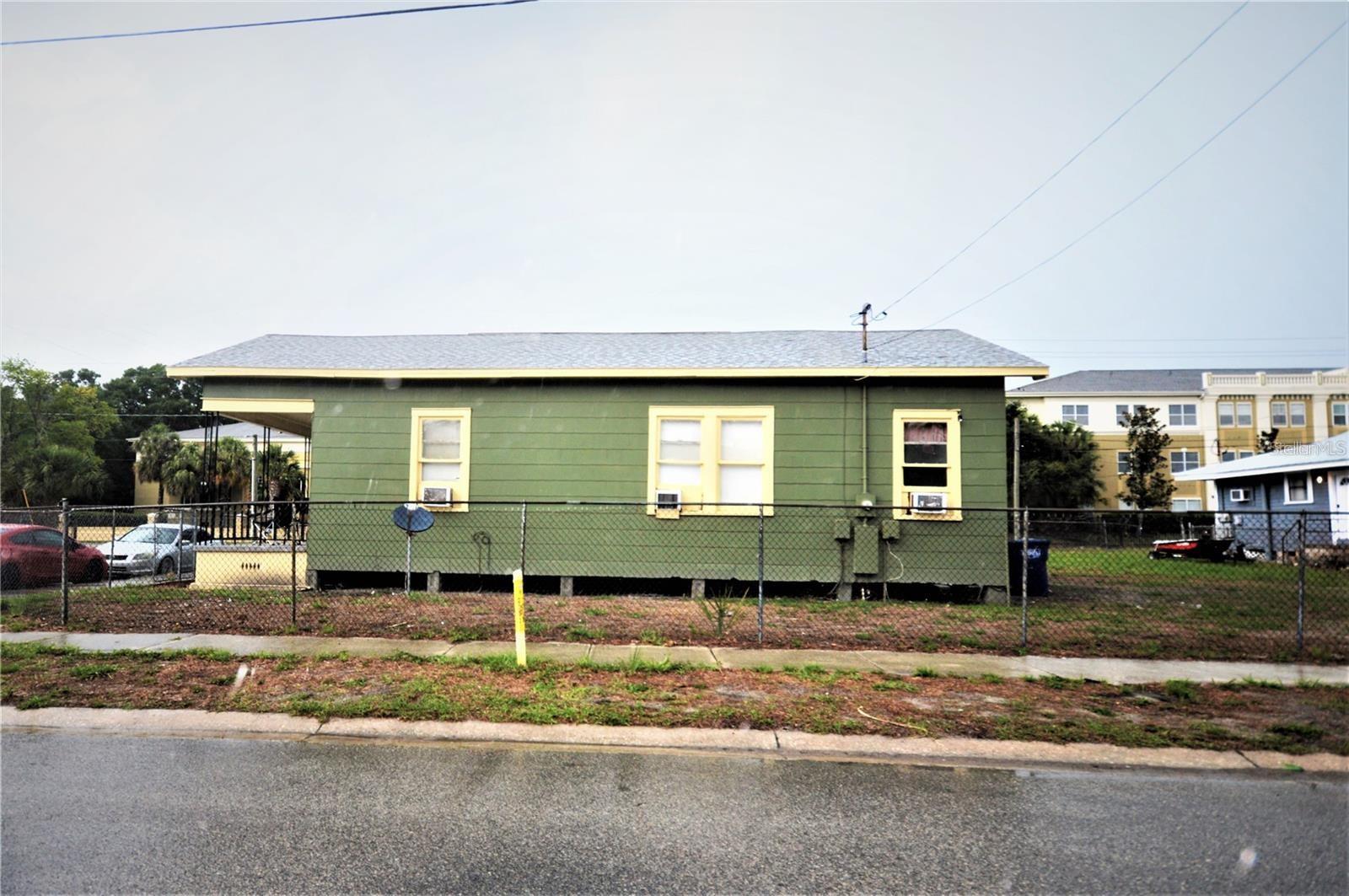Image 18 of 29 For 3009 13th Street