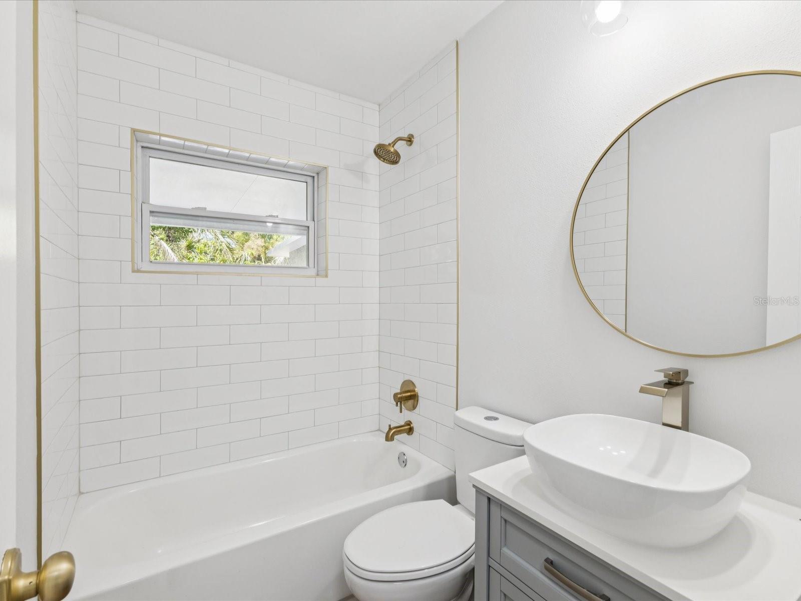 Image 3 of 39 For 1843 Berg Road