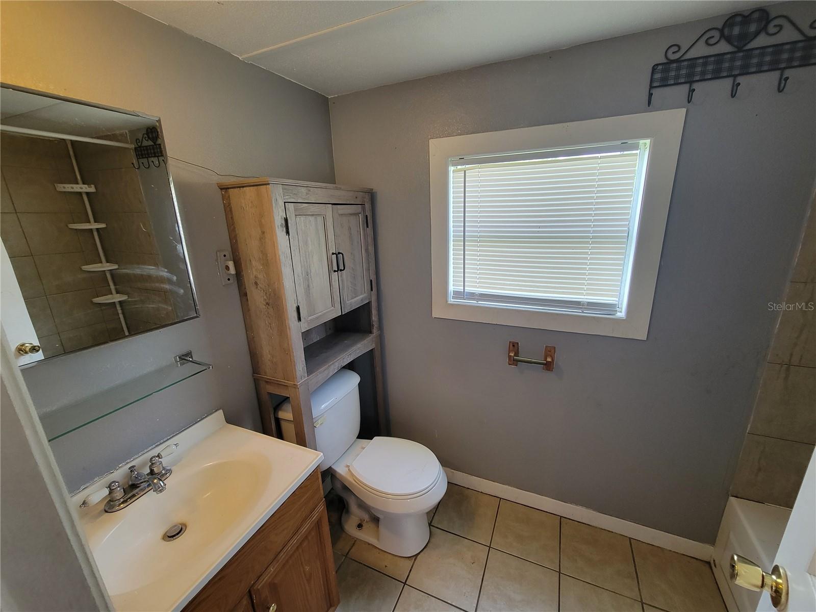 Image 9 of 14 For 40539 Enterprise Road