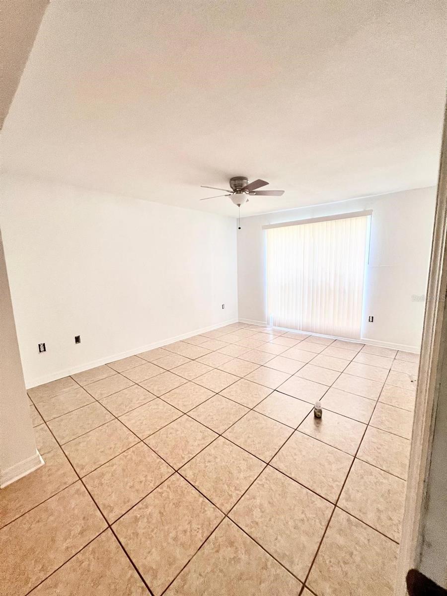 Listing photo id 10 for 9481 Highland Oak Drive 1101