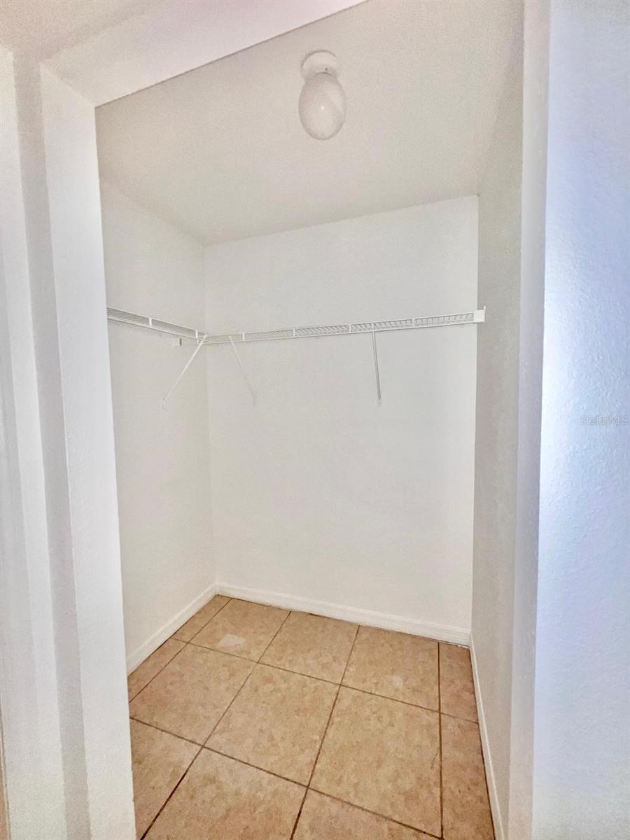 Listing photo id 11 for 9481 Highland Oak Drive 1101