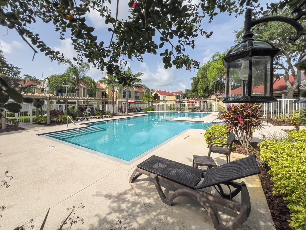 Listing photo id 23 for 9481 Highland Oak Drive 1101