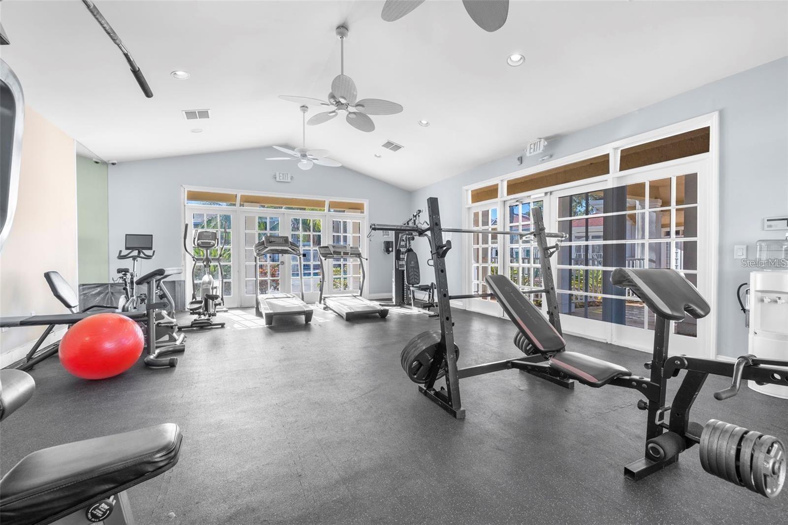 Listing photo id 26 for 9481 Highland Oak Drive 1101