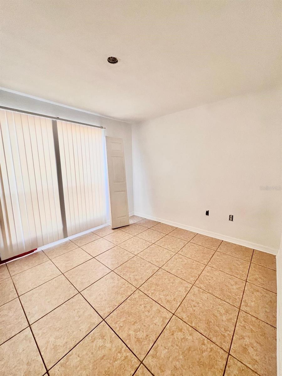 Listing photo id 4 for 9481 Highland Oak Drive 1101
