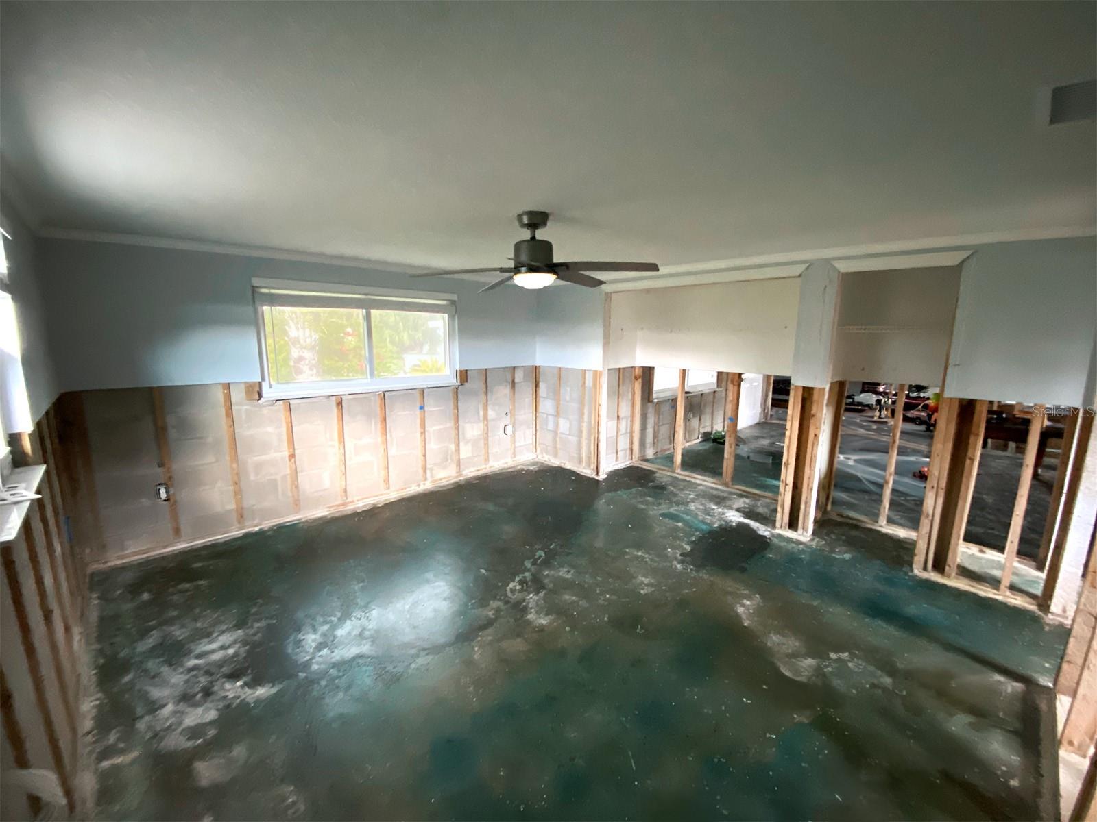 Image 10 of 16 For 13931 King Avenue