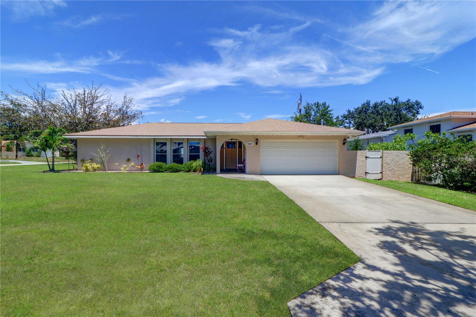 Details for 8289 136th Street, SEMINOLE, FL 33776