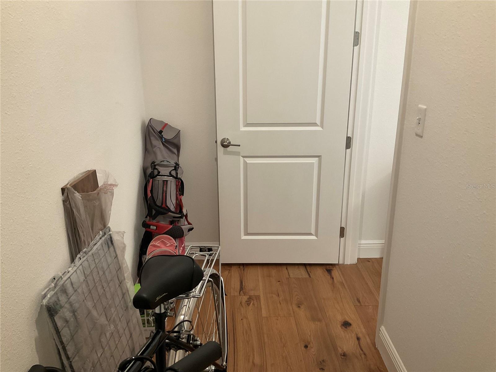 Image 21 of 68 For 644 3rd Avenue S 402