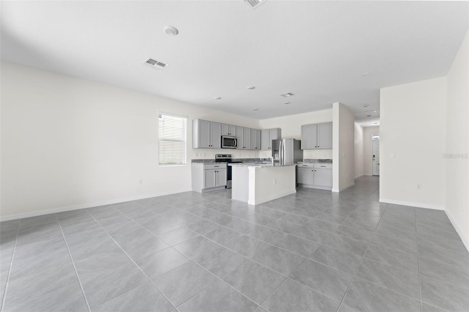 Image 10 of 35 For 11082 Crescent Deer Drive