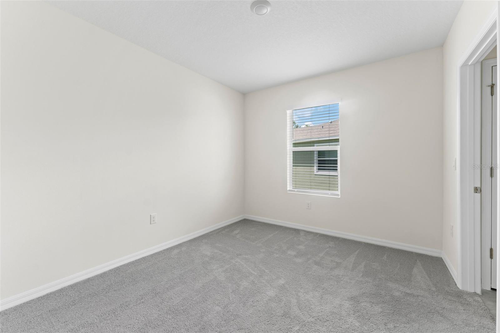 Image 21 of 35 For 11082 Crescent Deer Drive