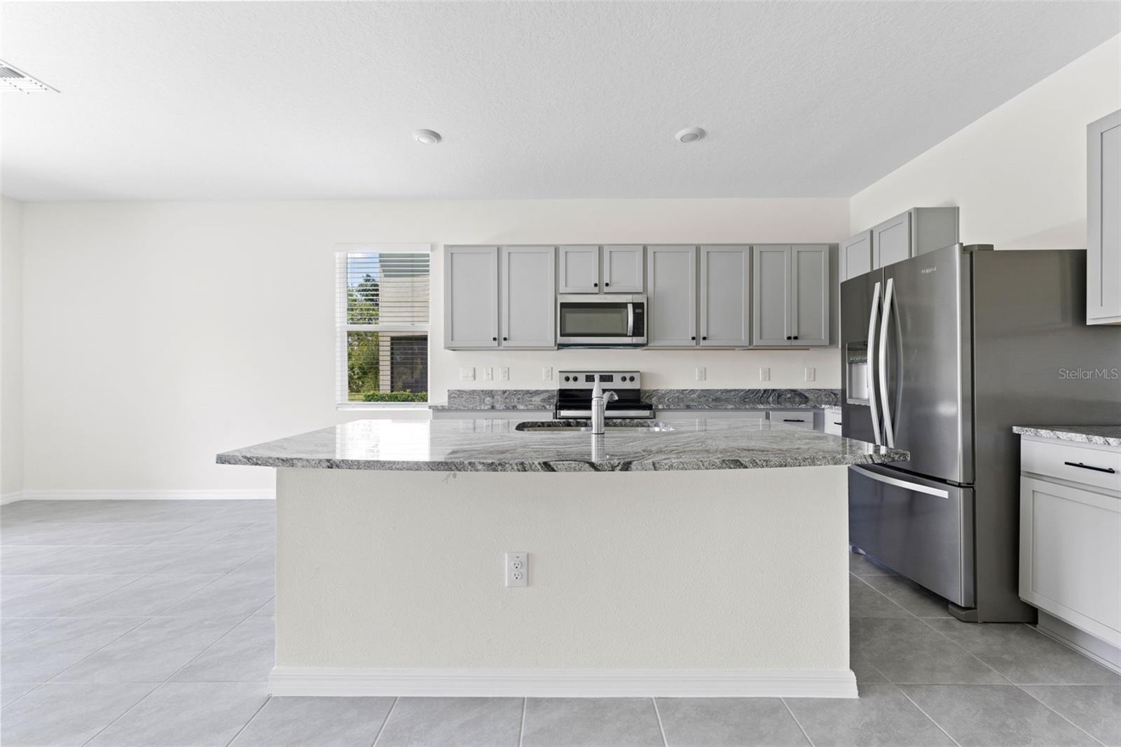 Image 7 of 35 For 11082 Crescent Deer Drive