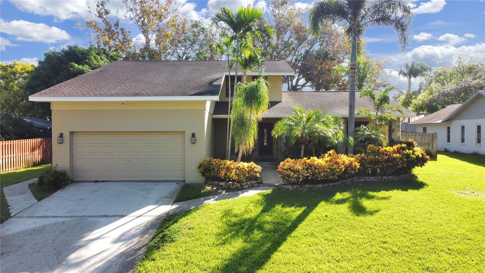 Details for 852 Village Way, PALM HARBOR, FL 34683