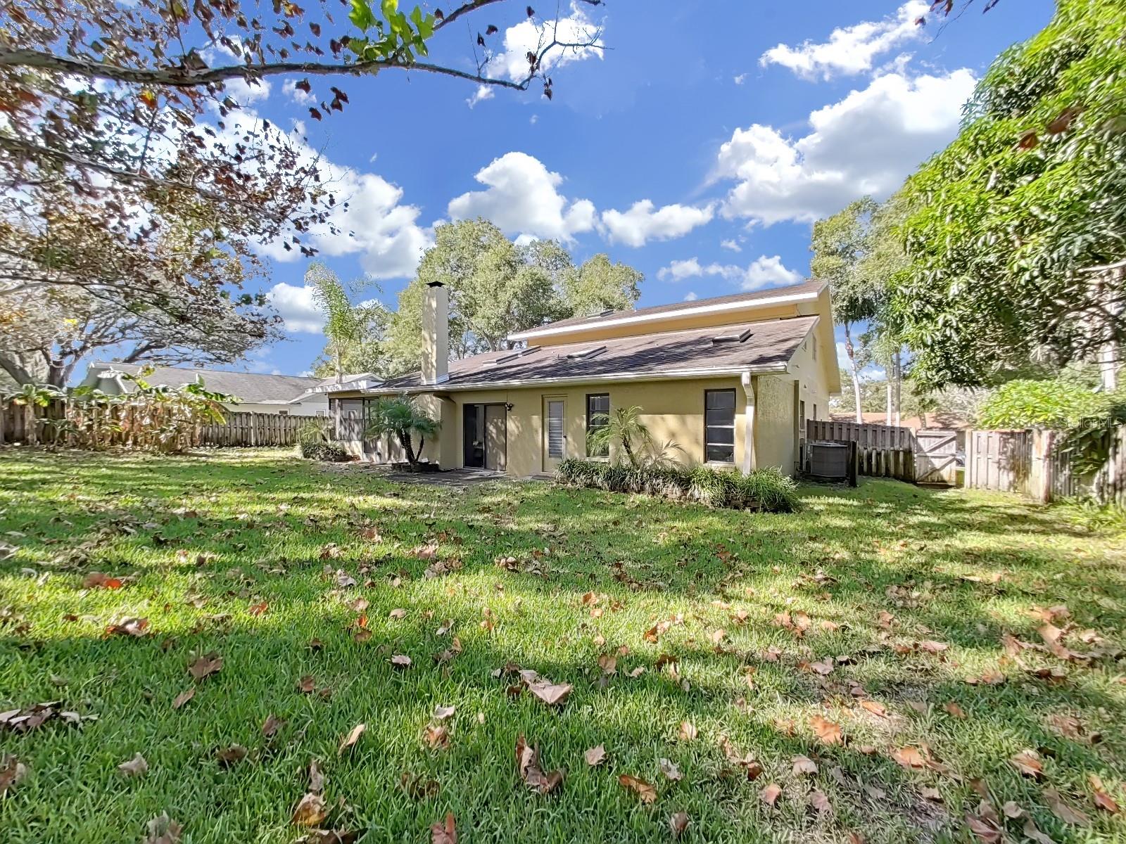 Image 43 of 53 For 852 Village Way
