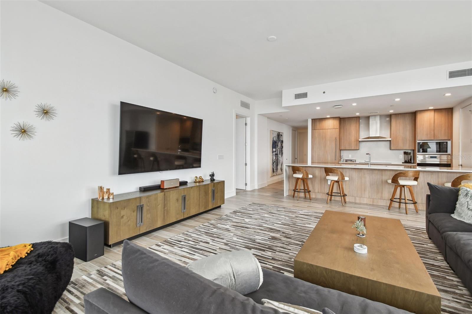 Image 10 of 98 For 5120 Marina Way 15005