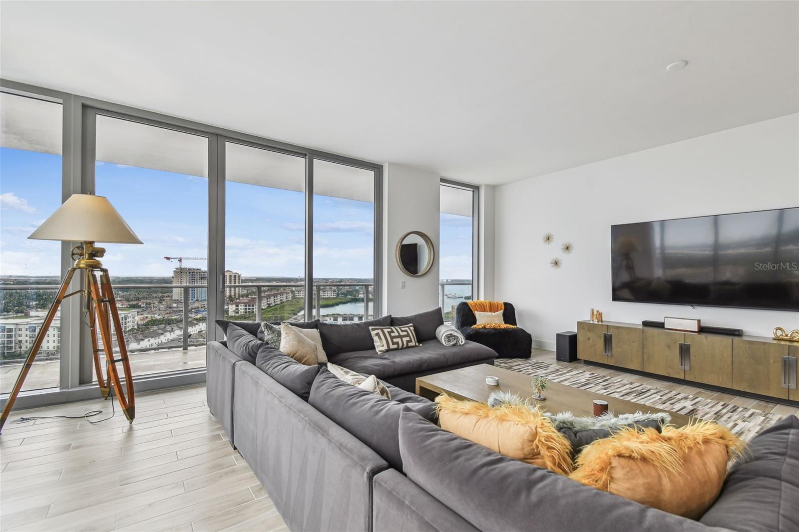 Image 29 of 98 For 5120 Marina Way 15005