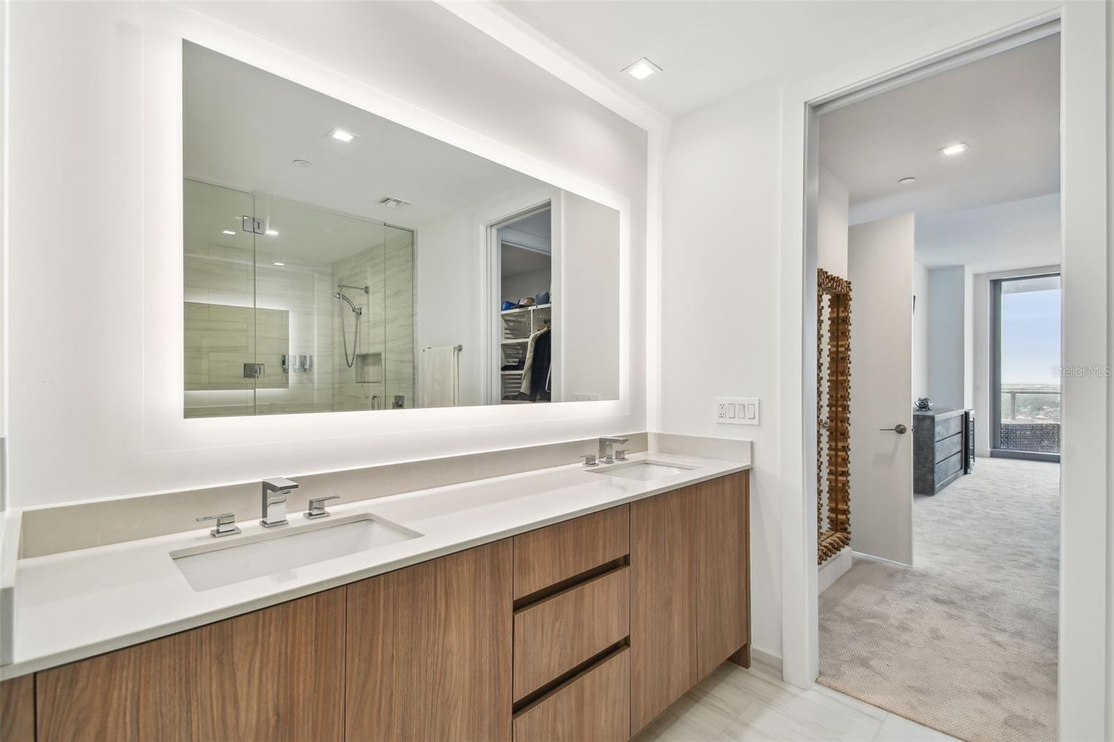 Image 39 of 98 For 5120 Marina Way 15005