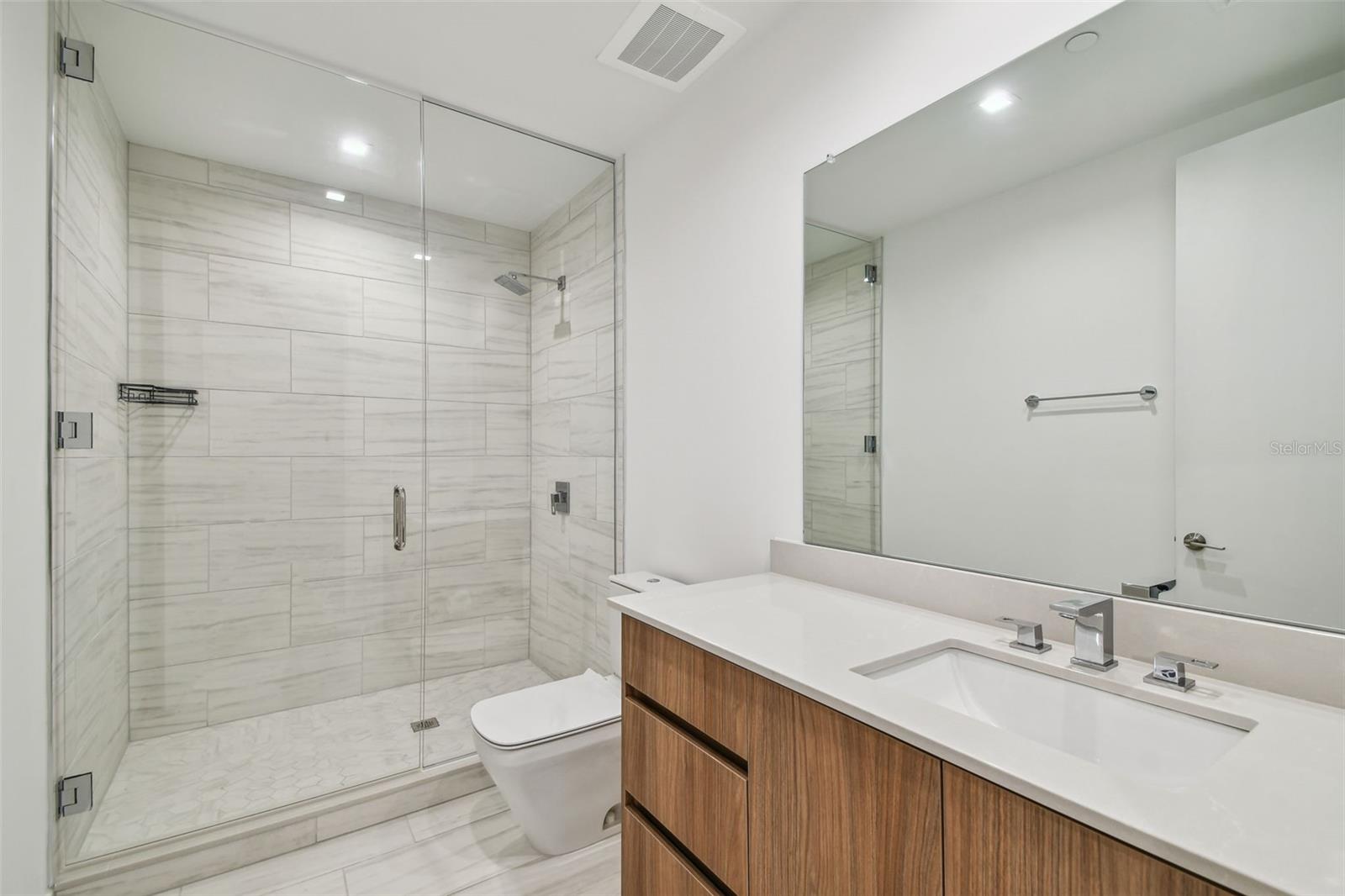 Image 50 of 98 For 5120 Marina Way 15005