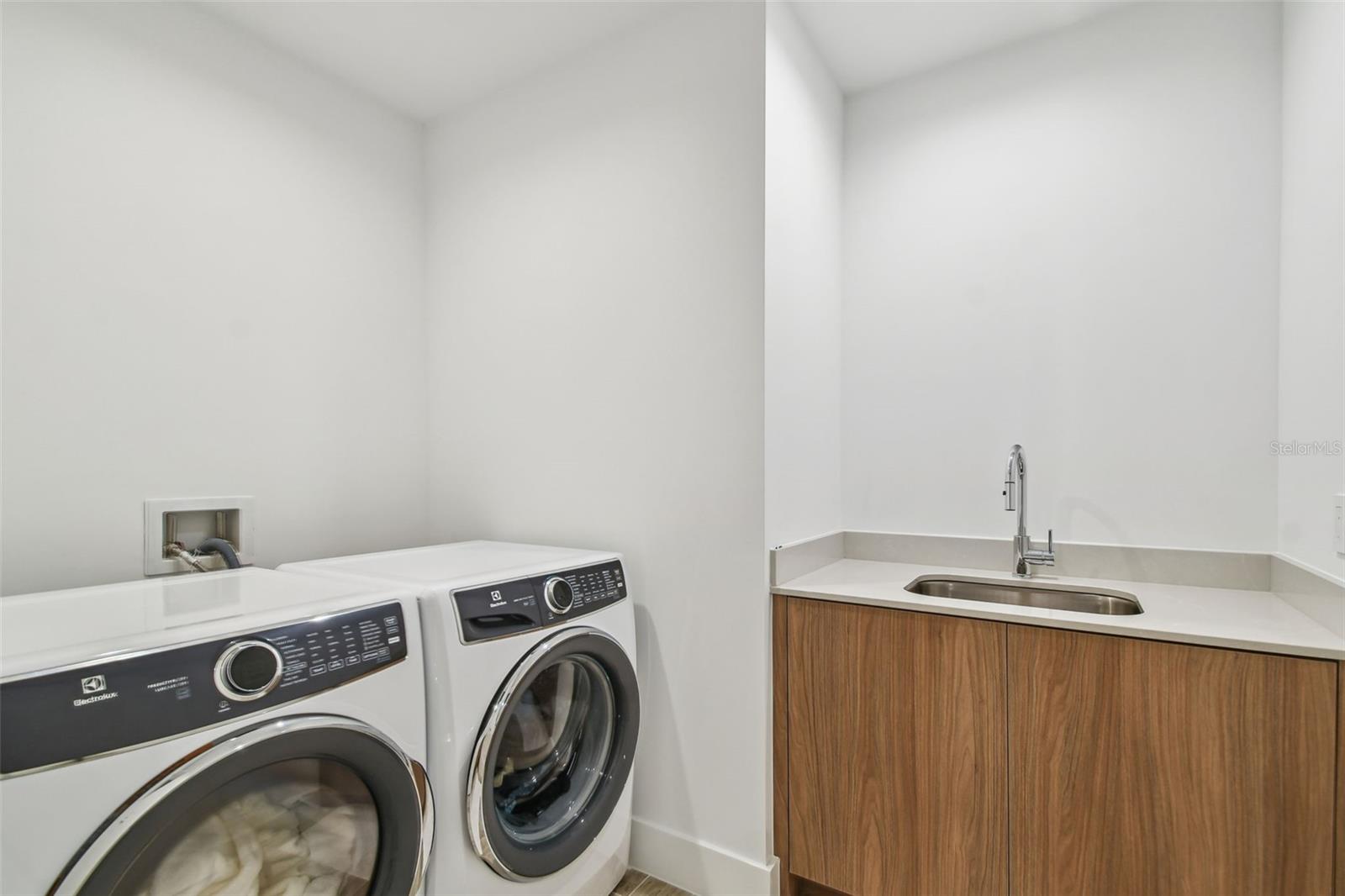 Image 55 of 98 For 5120 Marina Way 15005