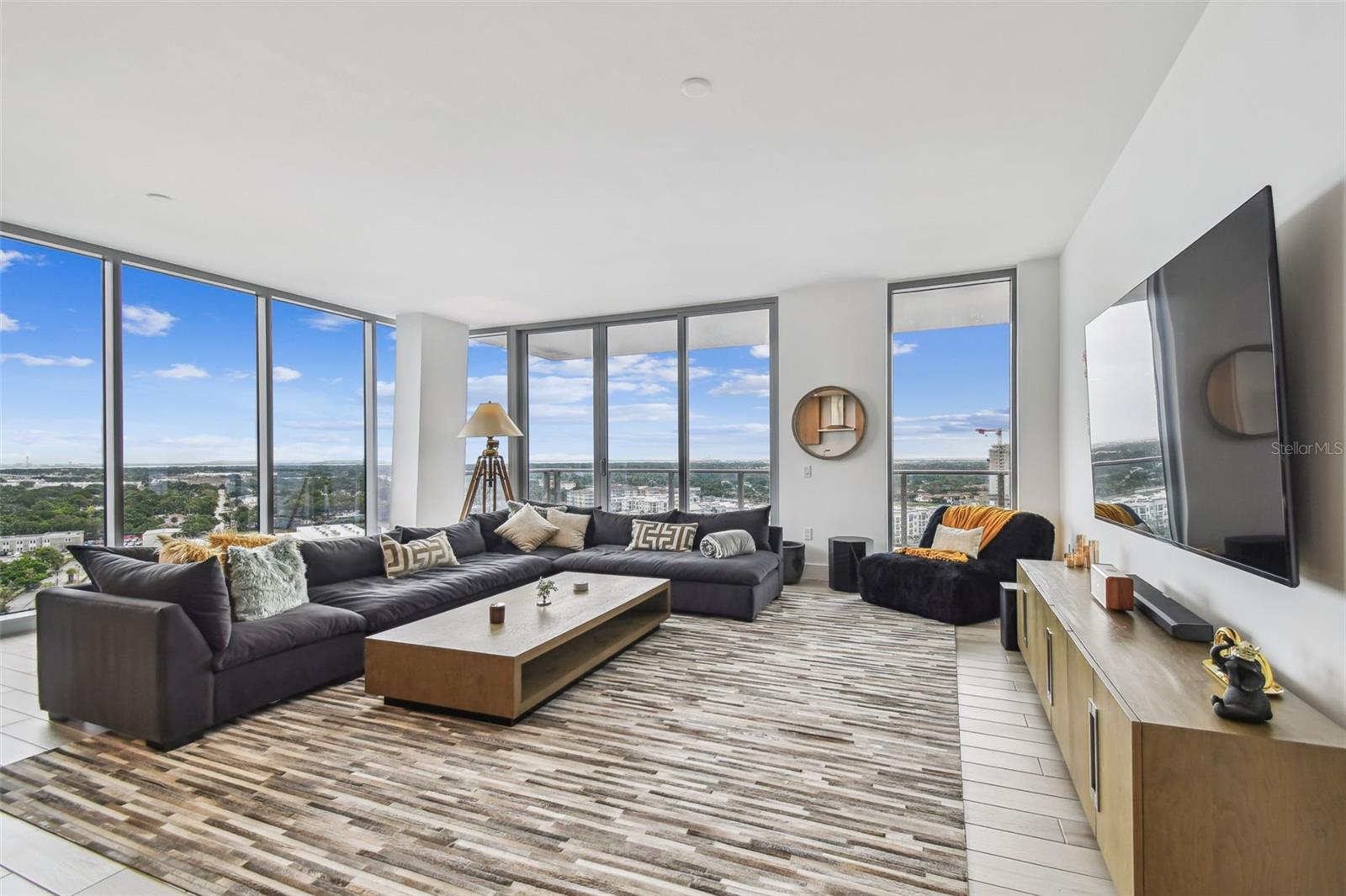 Image 9 of 98 For 5120 Marina Way 15005
