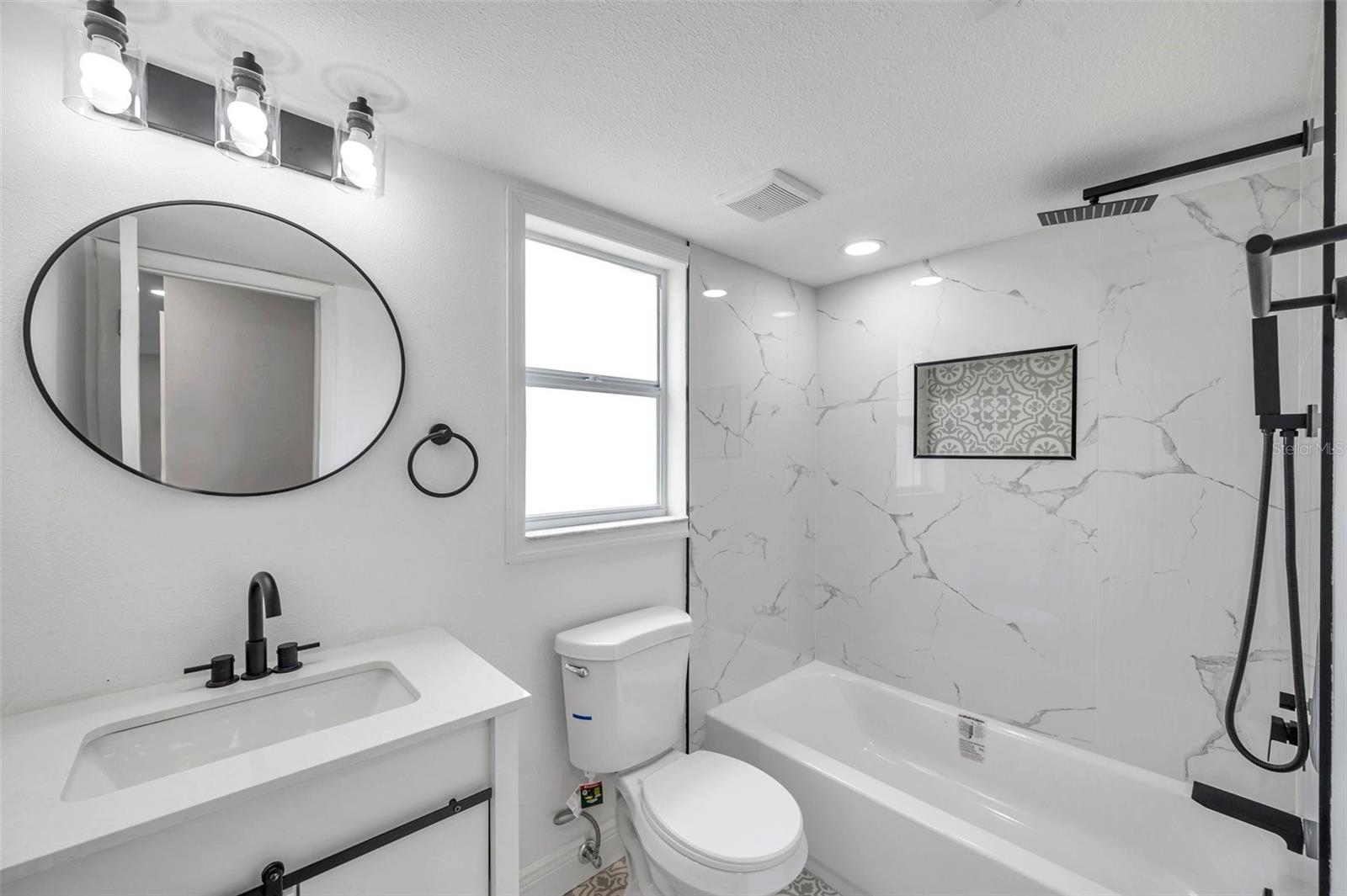 Listing photo id 39 for 5709 Charles Drive