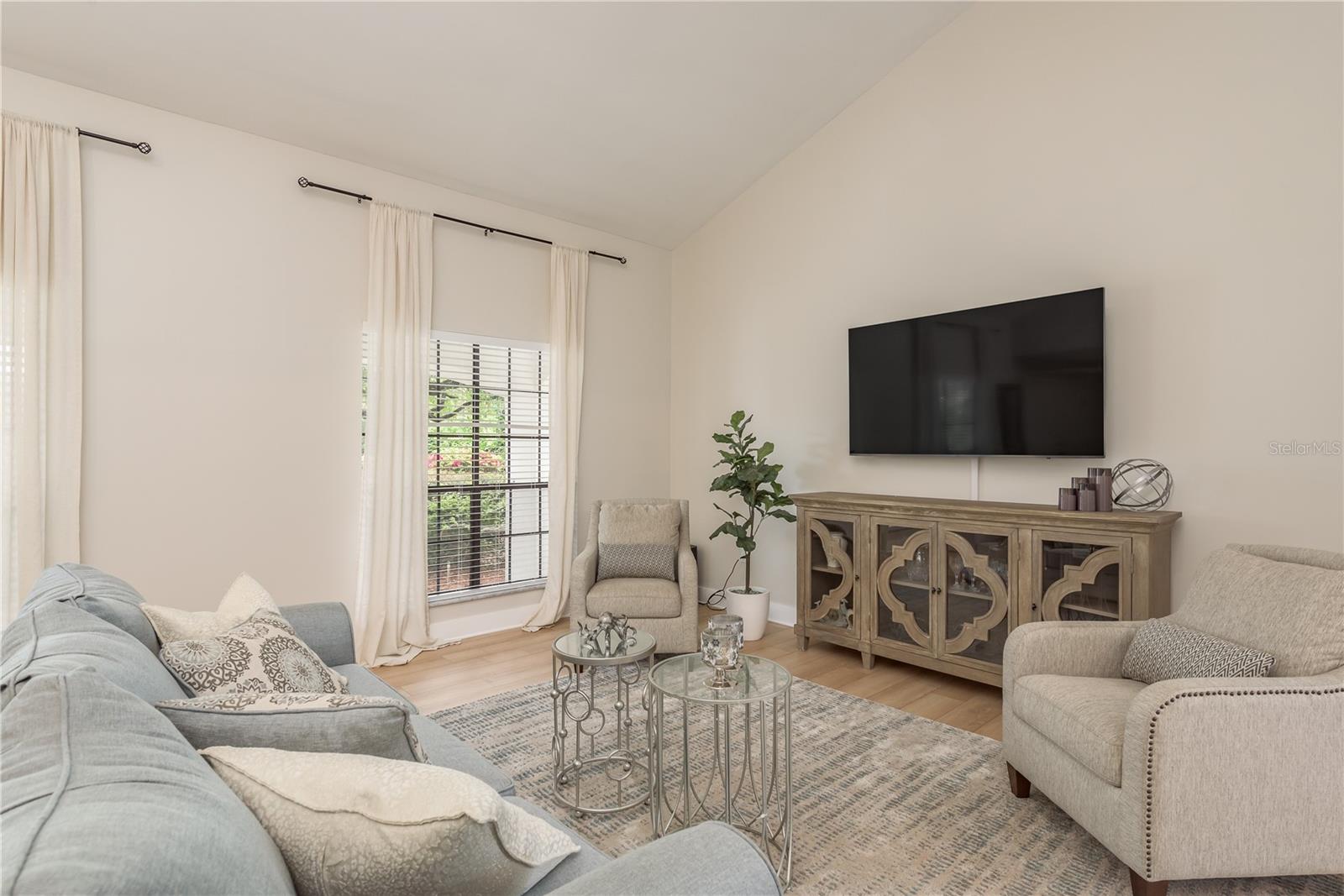 Image 7 of 36 For 4509 Old Orchard Drive