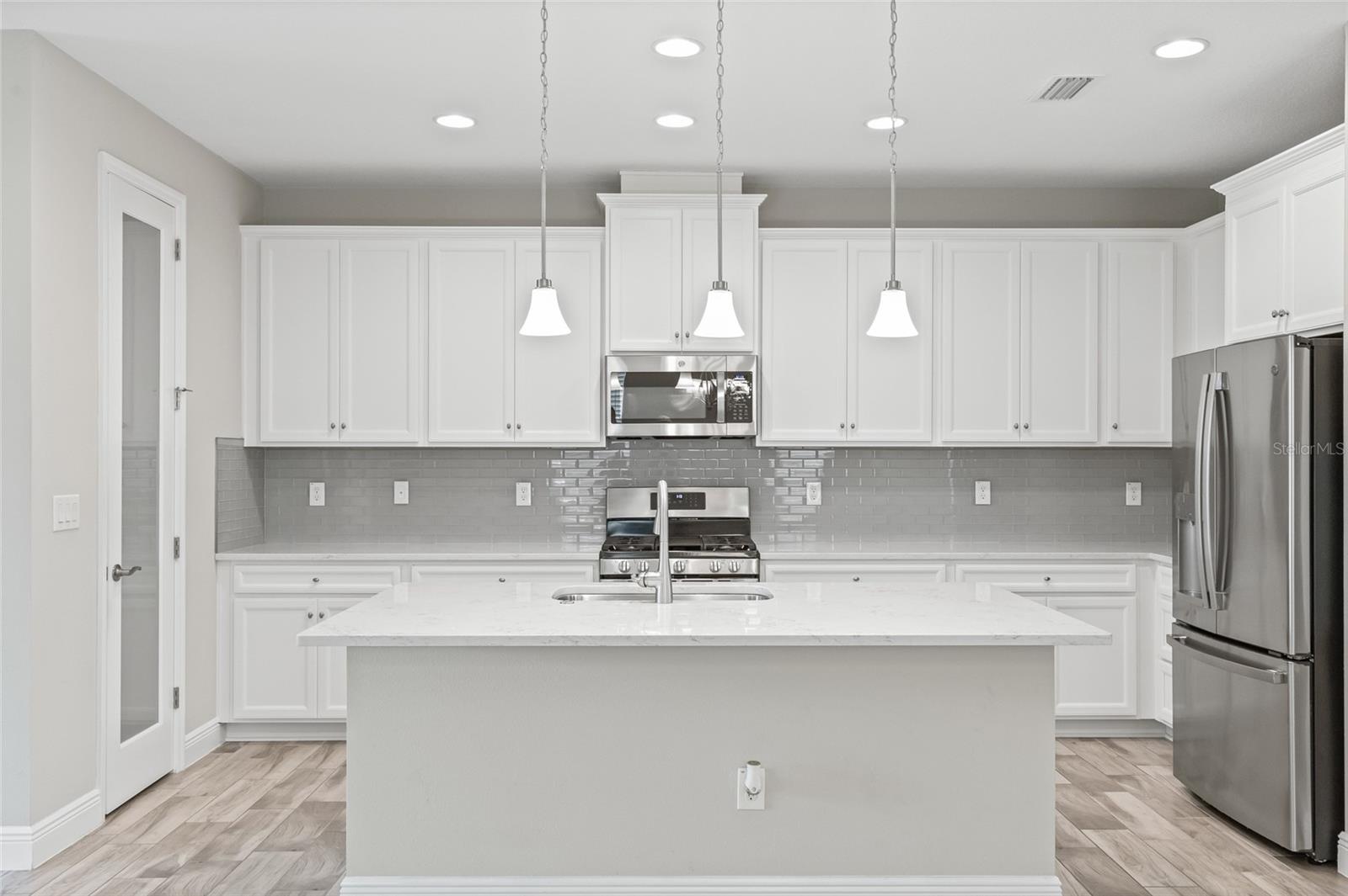 Image 14 of 60 For 5607 Limelight Drive