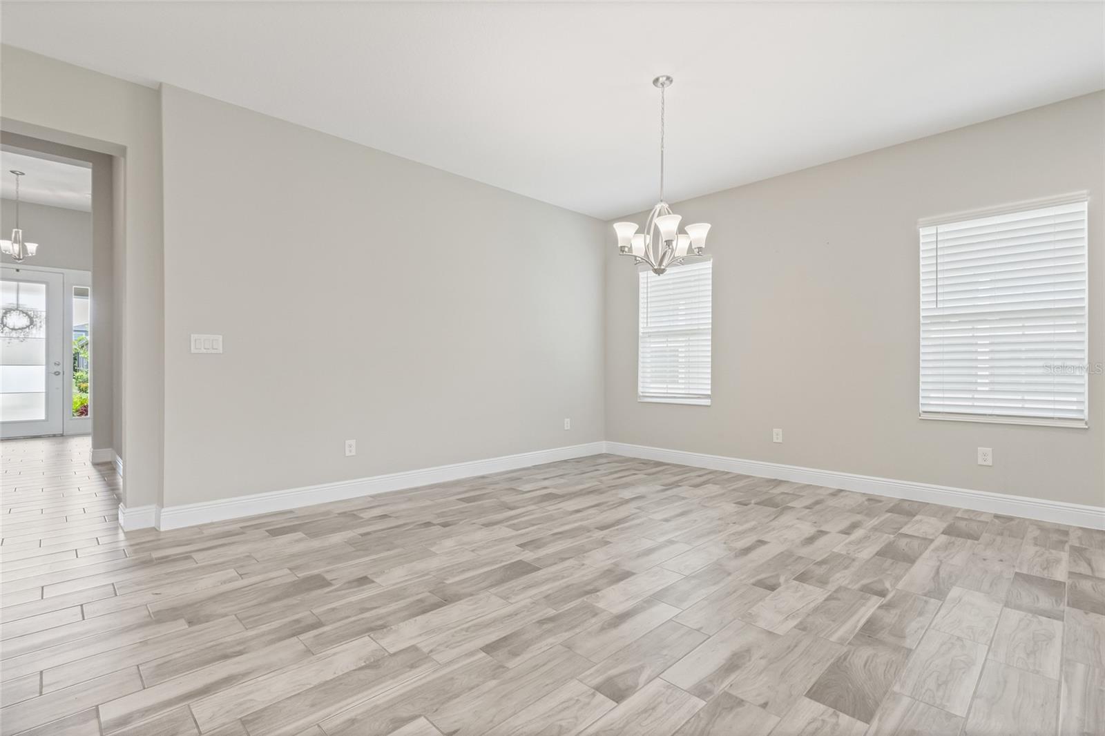 Image 7 of 60 For 5607 Limelight Drive