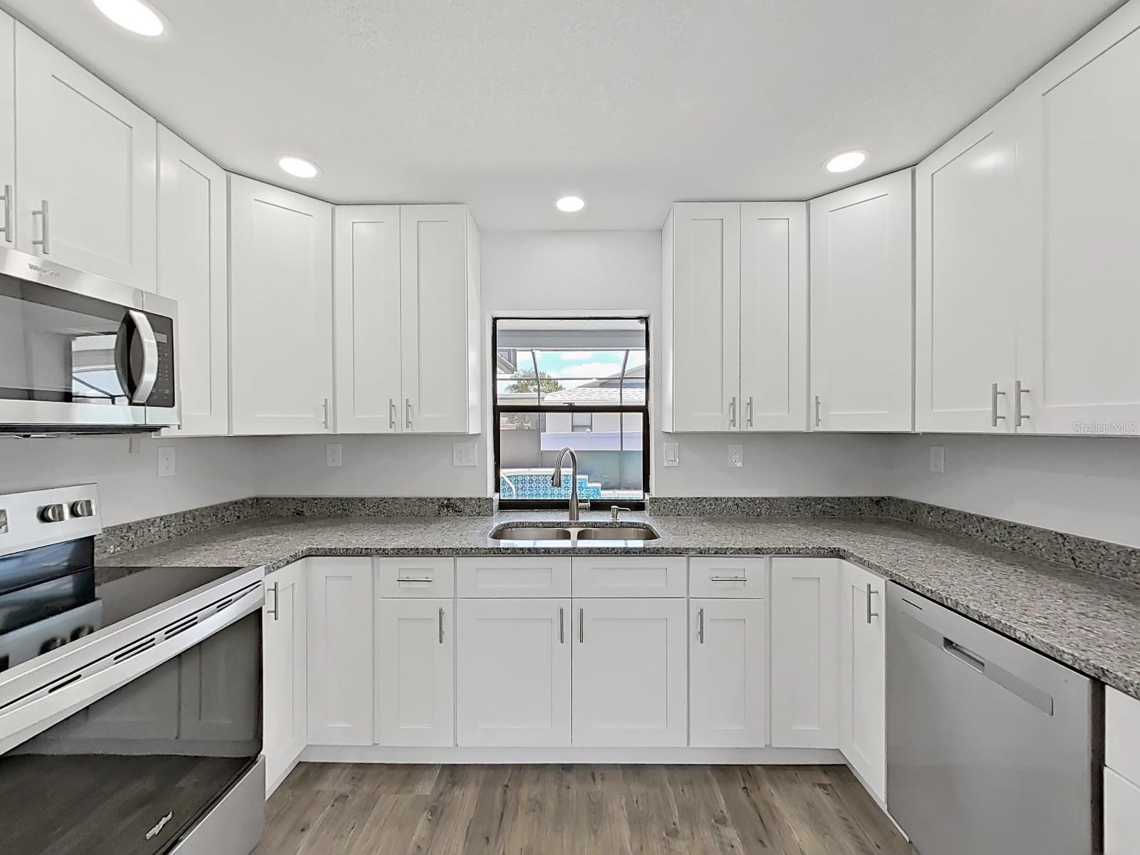 Image 16 of 51 For 4652 Swallowtail Drive