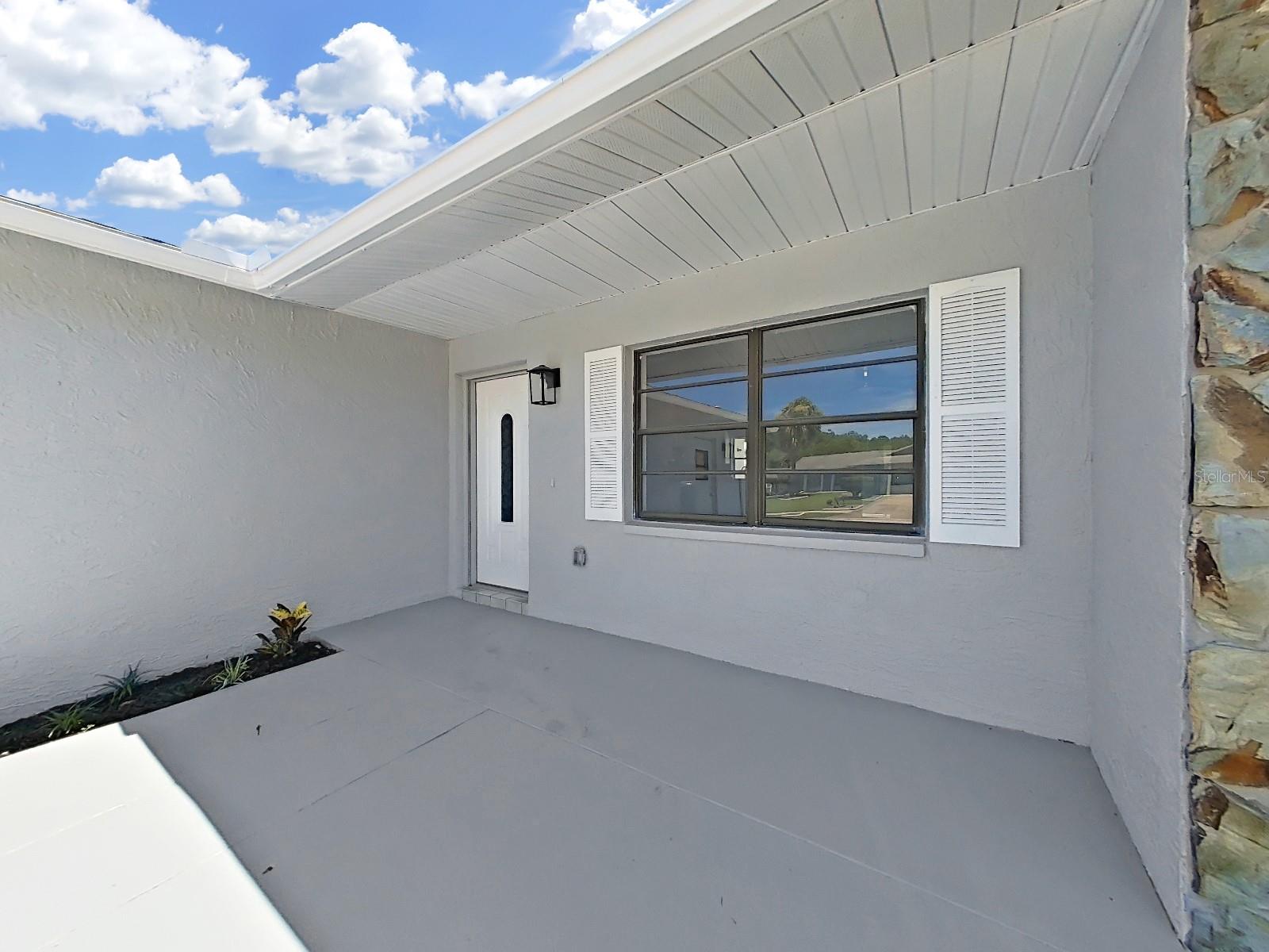 Image 8 of 51 For 4652 Swallowtail Drive