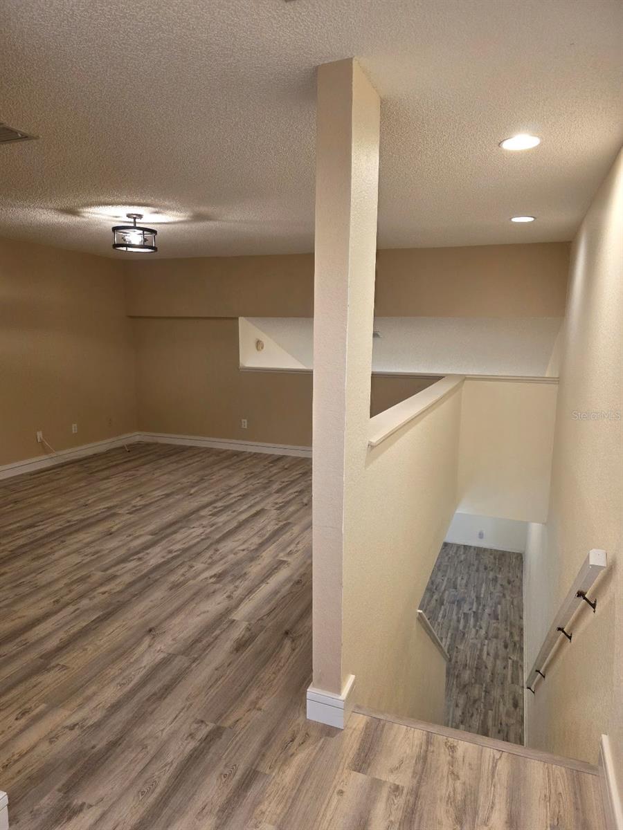 Image 10 of 22 For 1050 Starkey Road 2202