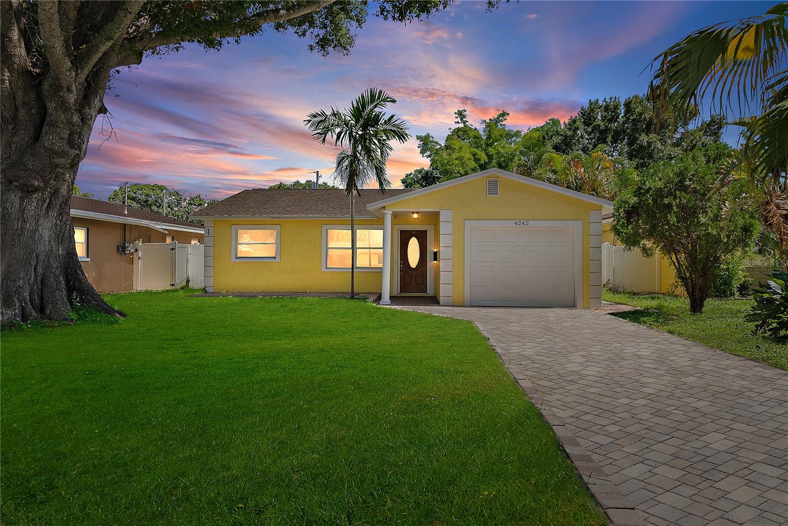 Image 32 of 33 For 4242 7th Avenue N