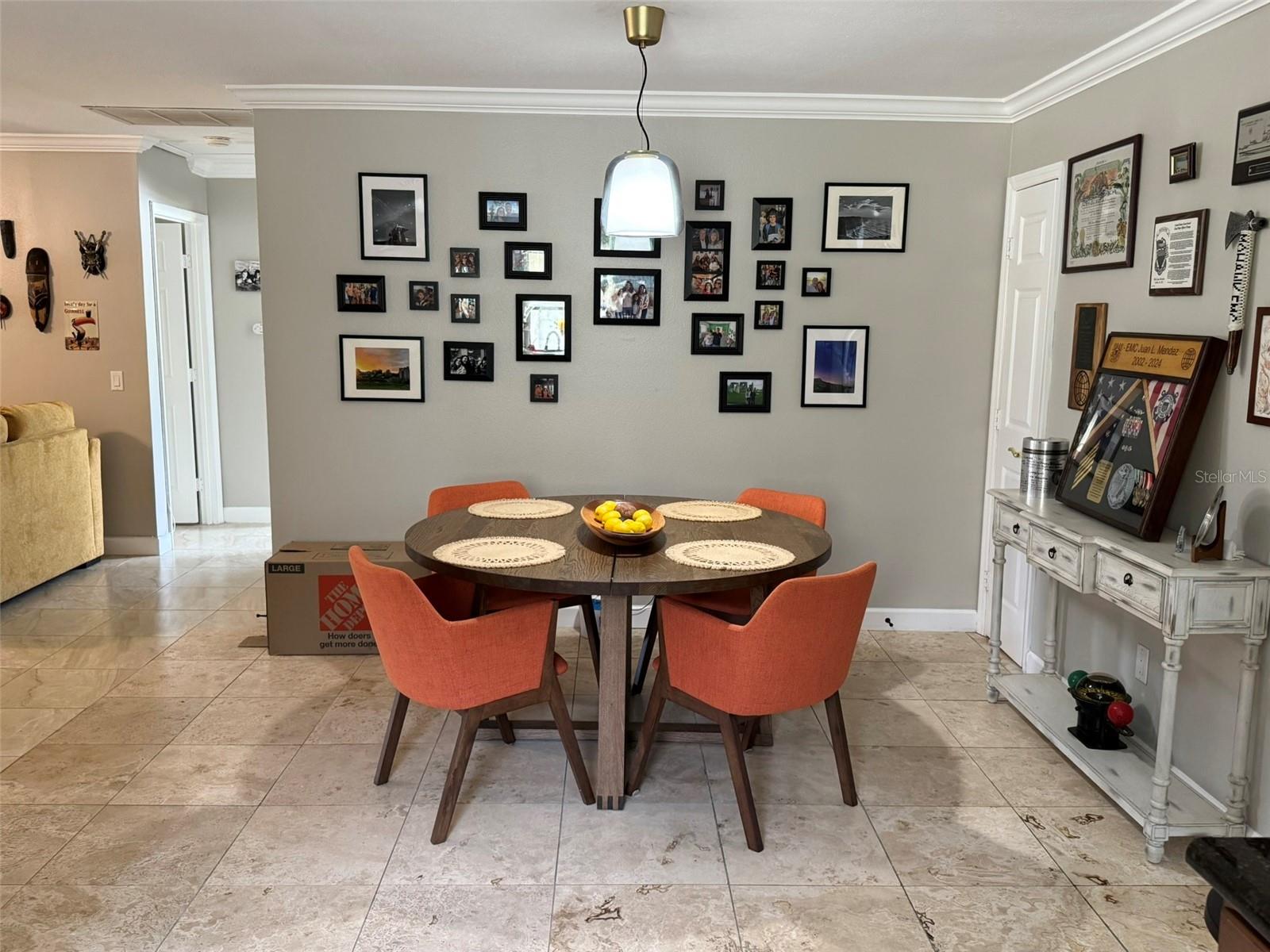 Image 4 of 33 For 4242 7th Avenue N