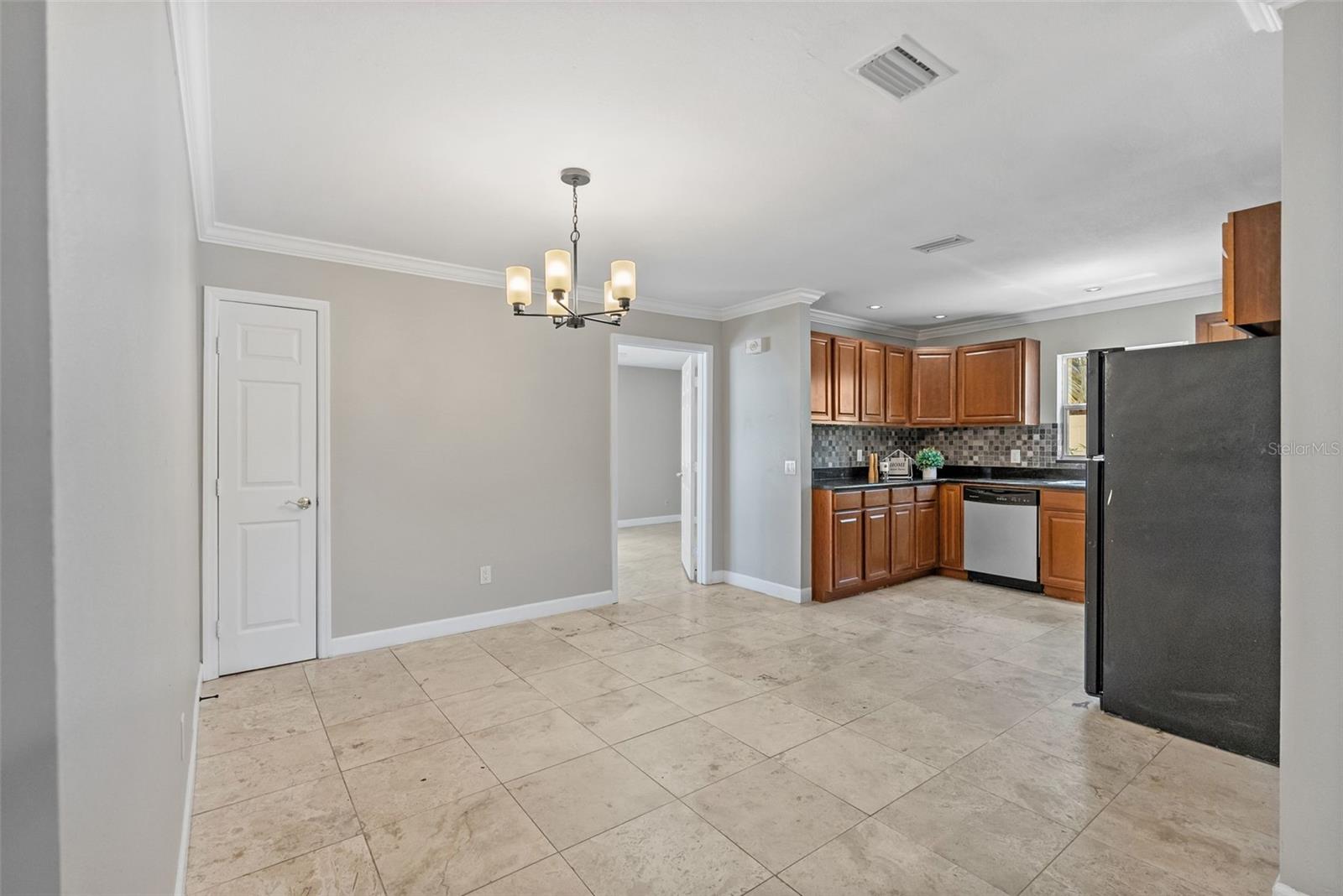Image 41 of 53 For 4242 7th Avenue N