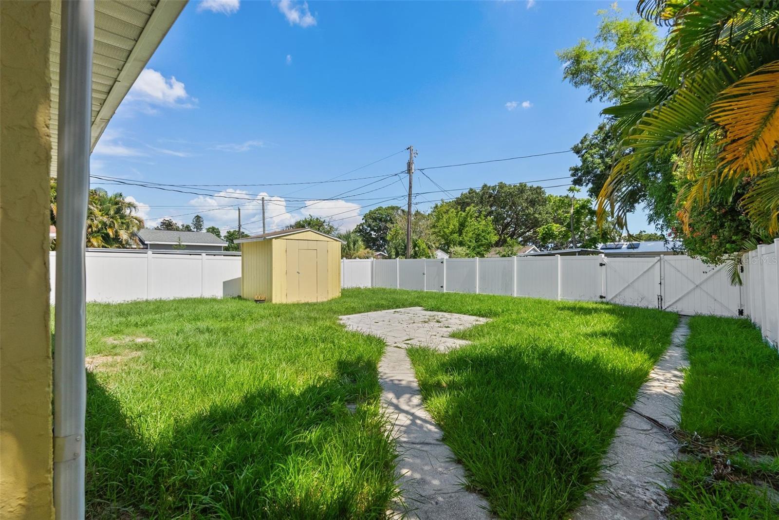 Image 49 of 53 For 4242 7th Avenue N