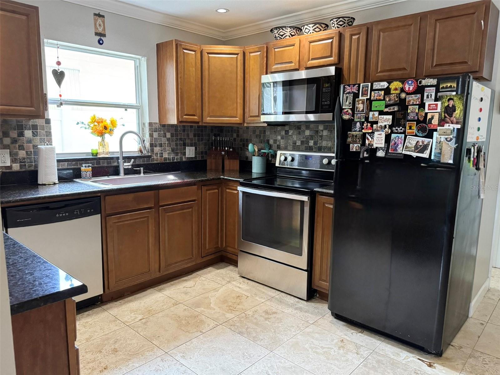Image 7 of 33 For 4242 7th Avenue N