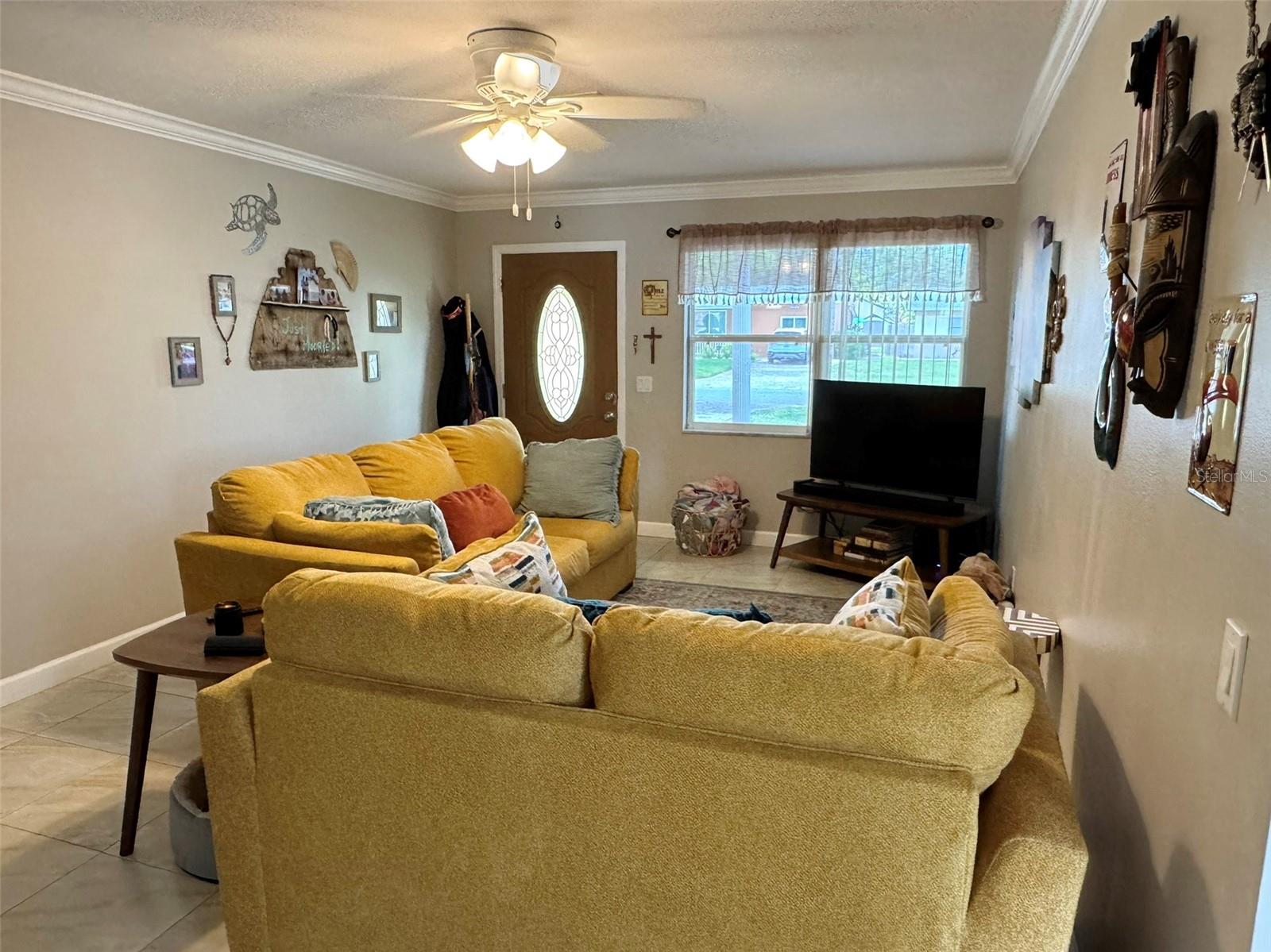 Image 9 of 33 For 4242 7th Avenue N