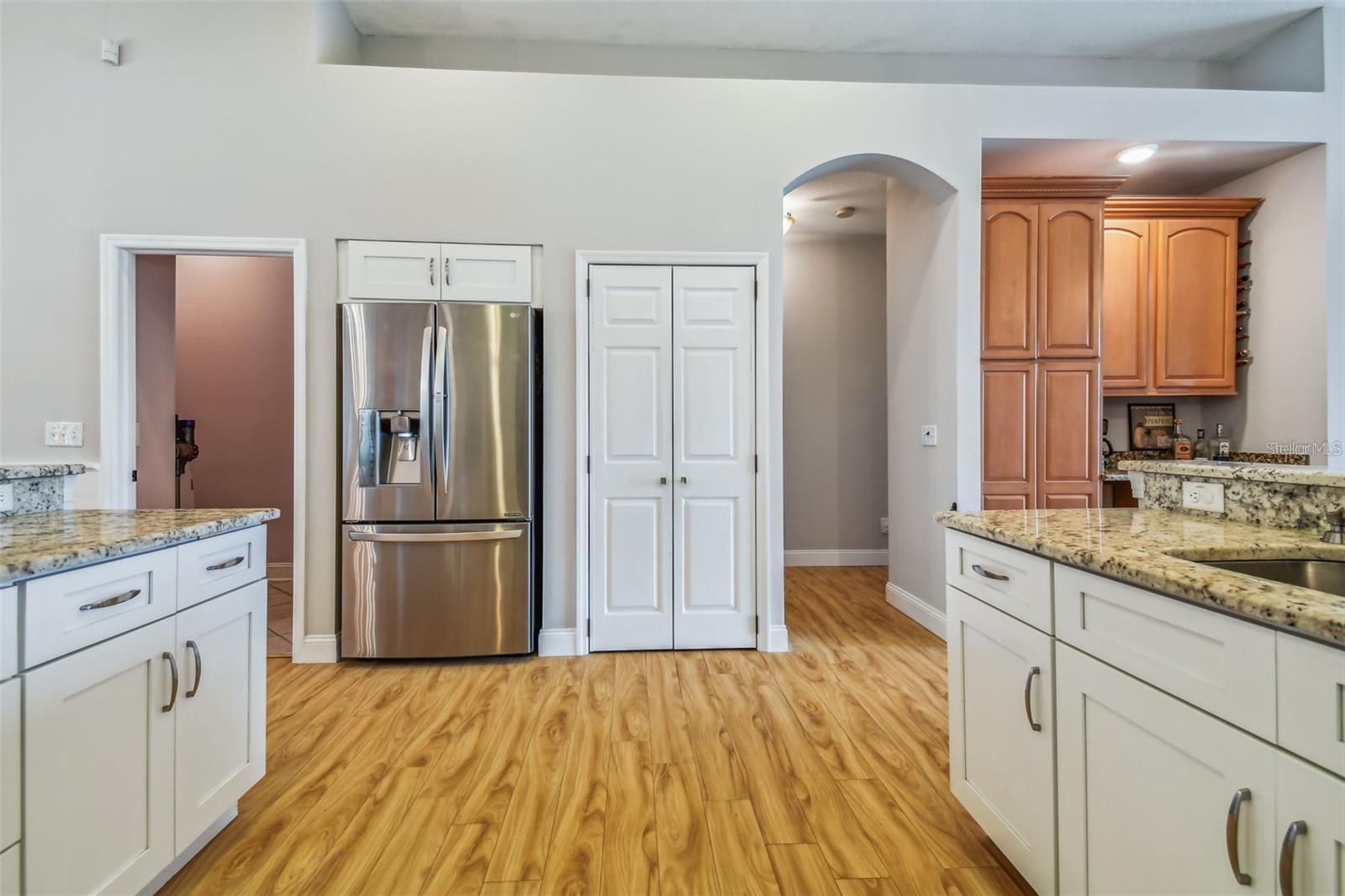 Image 9 of 53 For 6804 Pleasant Oaks Place