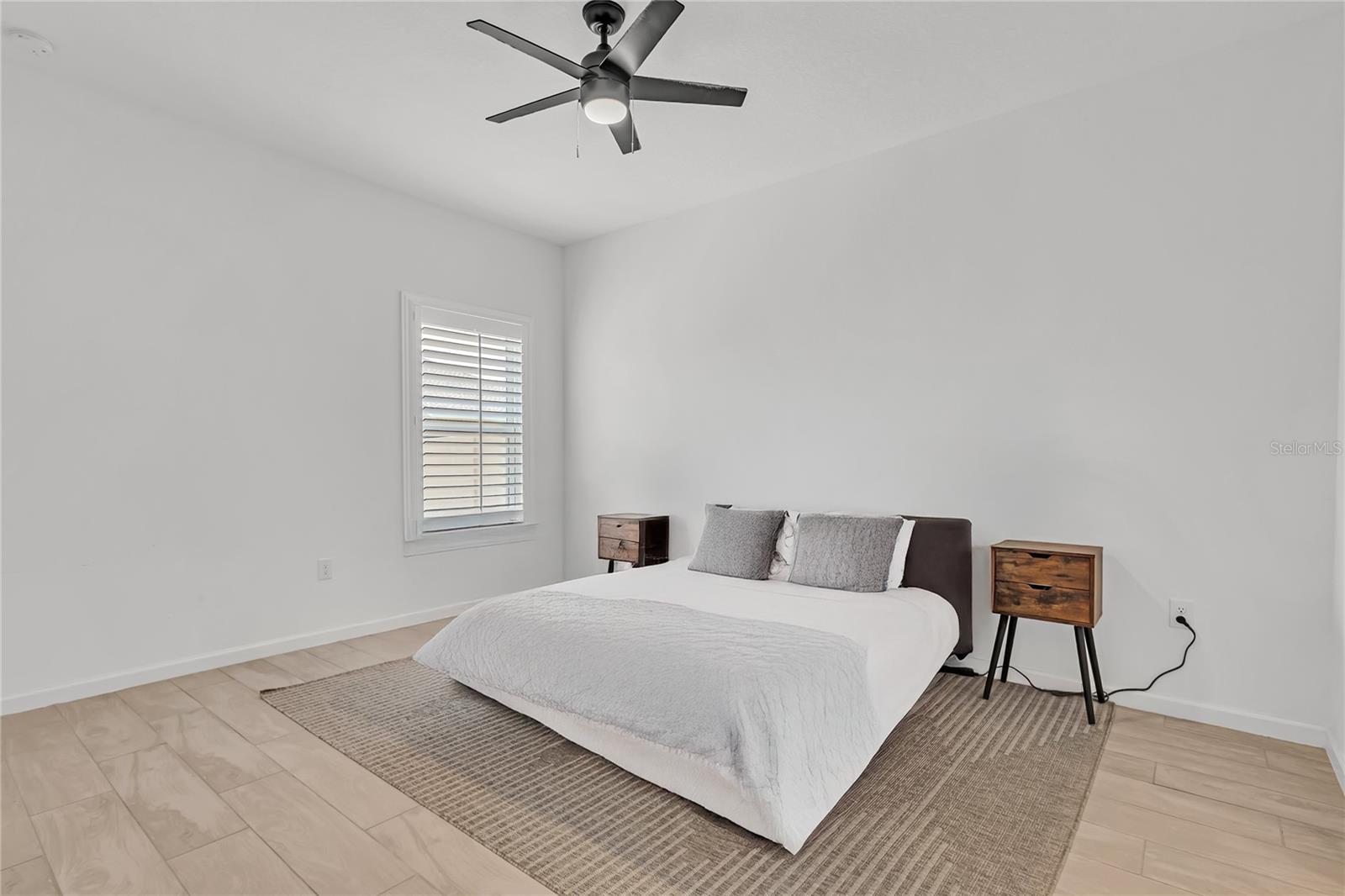 Image 21 of 46 For 2359 White Cedar Way