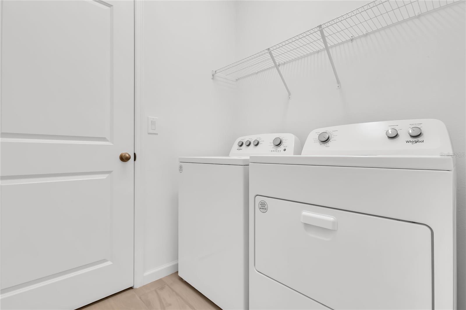 Image 7 of 46 For 2359 White Cedar Way