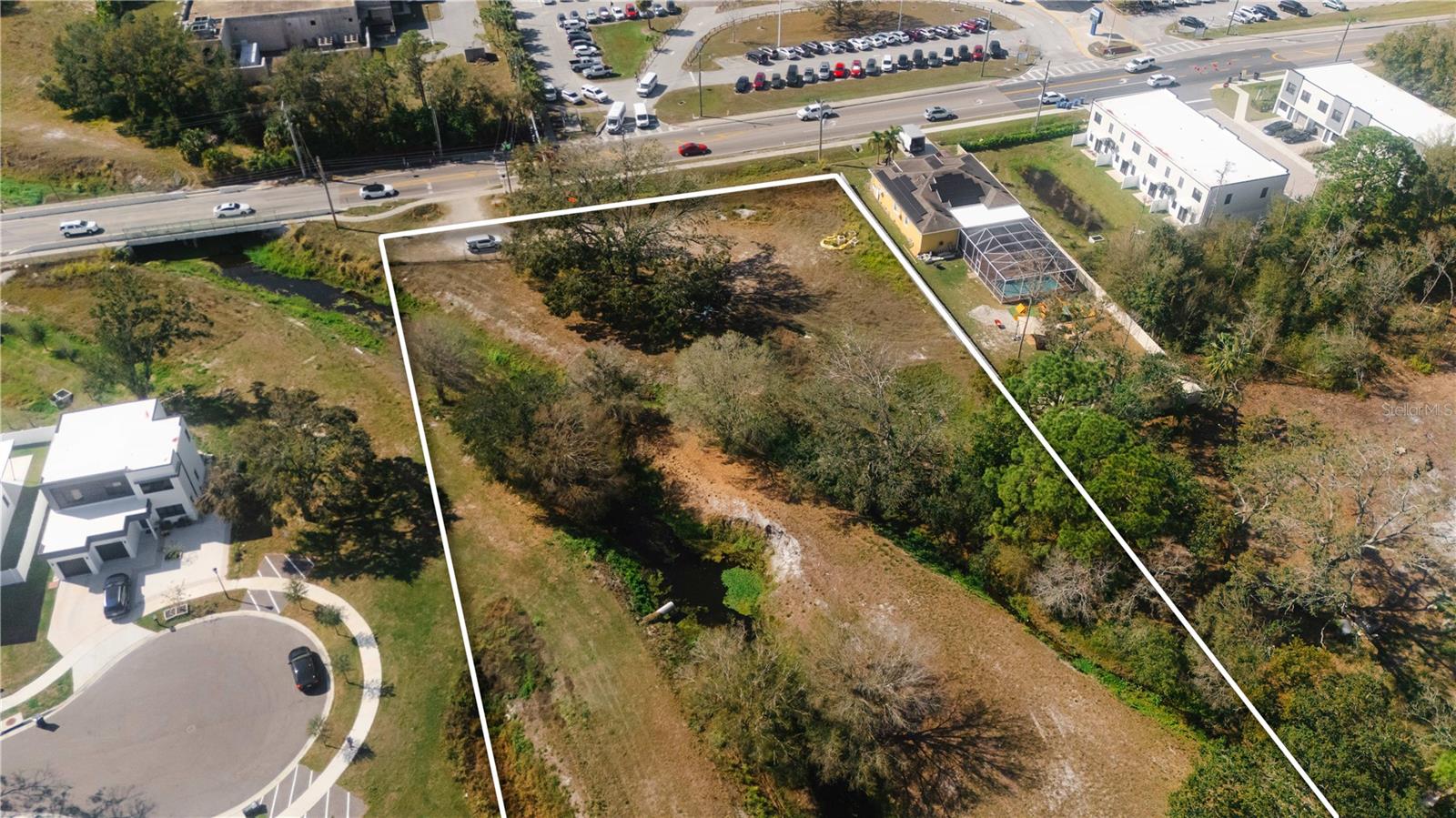 Image 3 of 5 For 7801 Manhattan Avenue