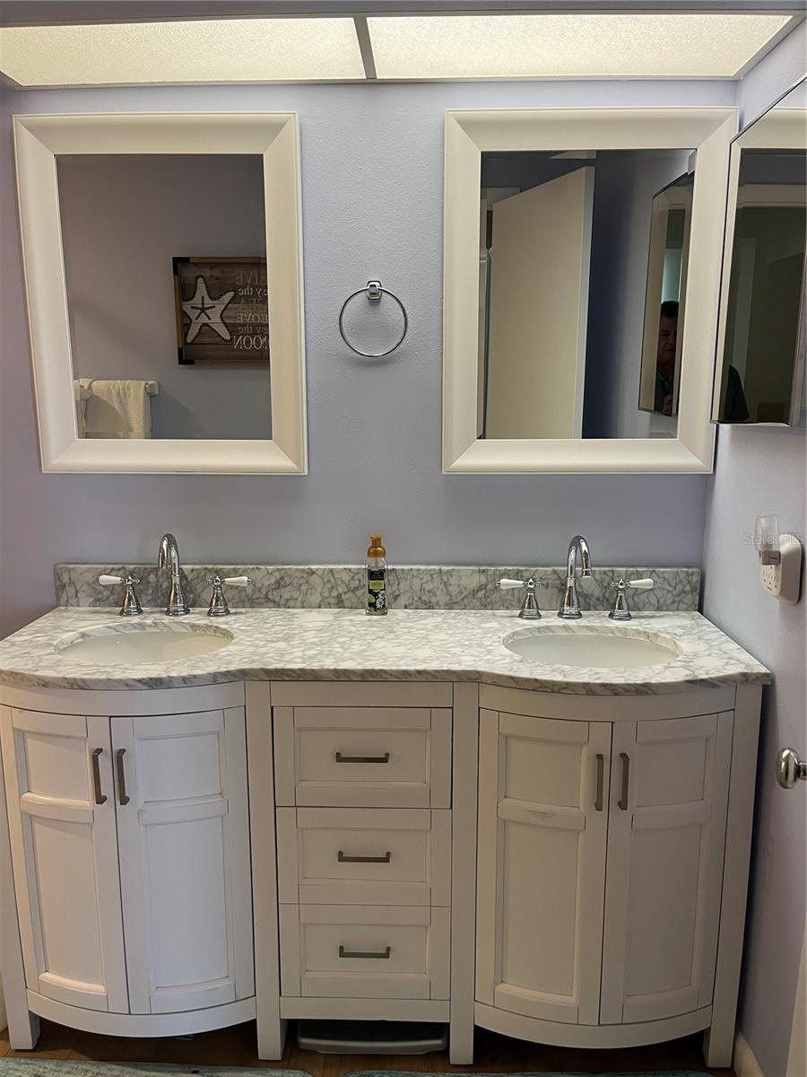 Image 10 of 21 For 6050 Bahia Del Mar Circle 218