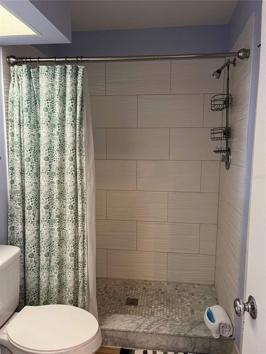 Image 15 of 21 For 6050 Bahia Del Mar Circle 218