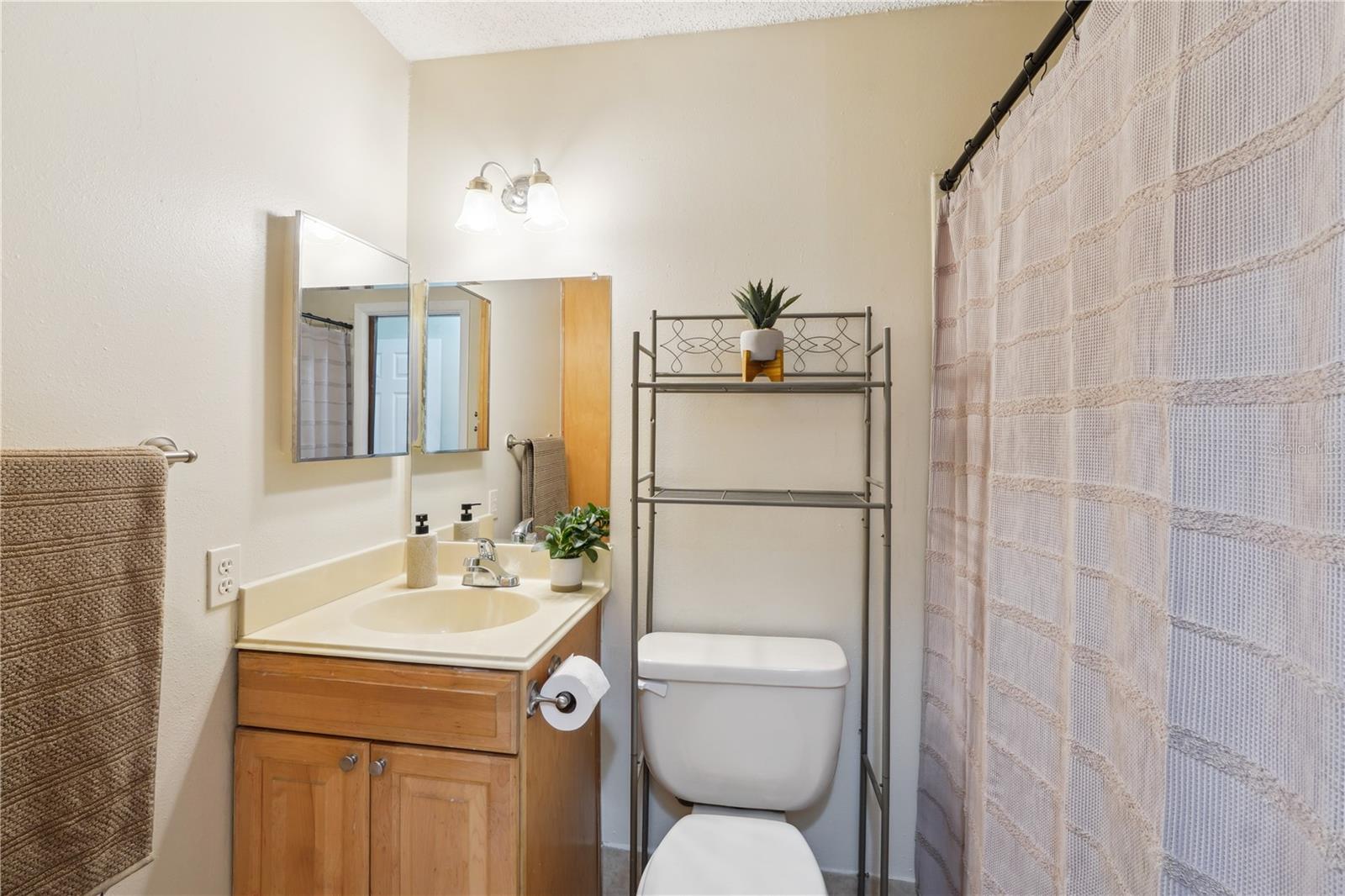 Image 13 of 20 For 8720 Briar Patch Drive