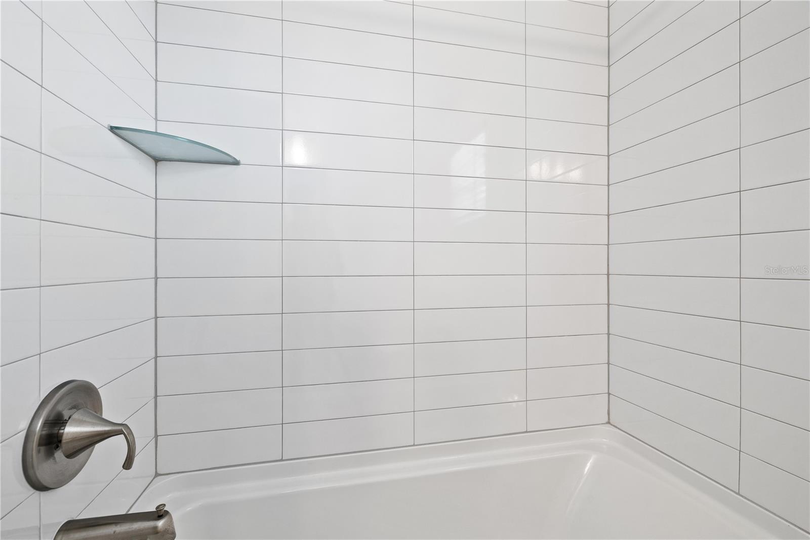 Image 31 of 35 For 4511 Manhattan Avenue 19