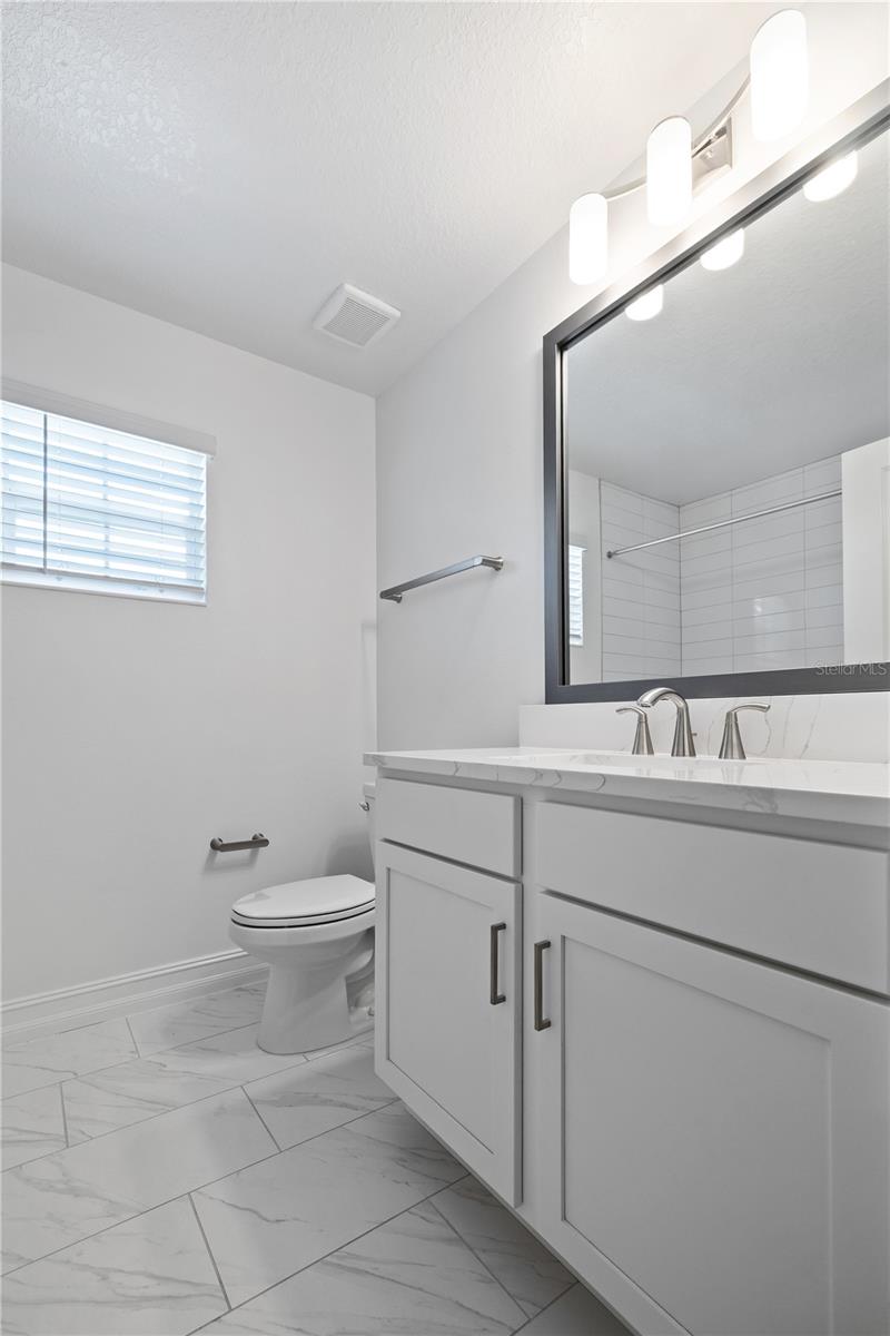 Image 33 of 35 For 4511 Manhattan Avenue 19