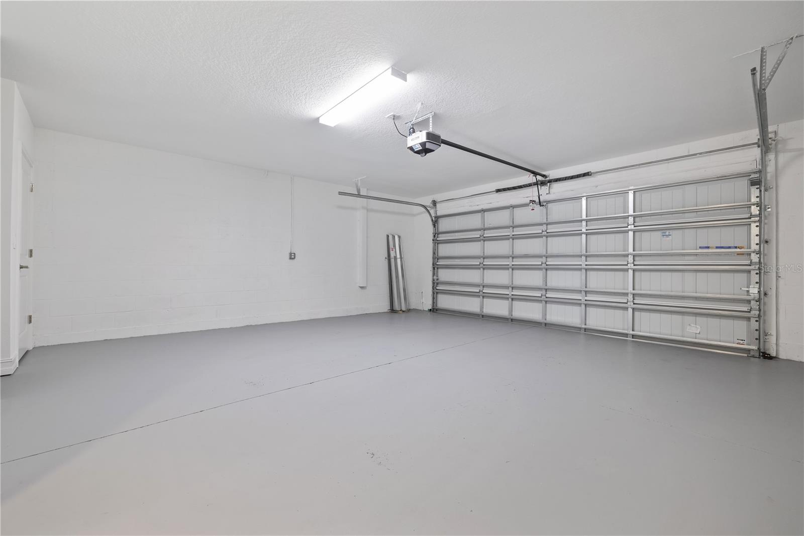 Image 8 of 35 For 4511 Manhattan Avenue 19
