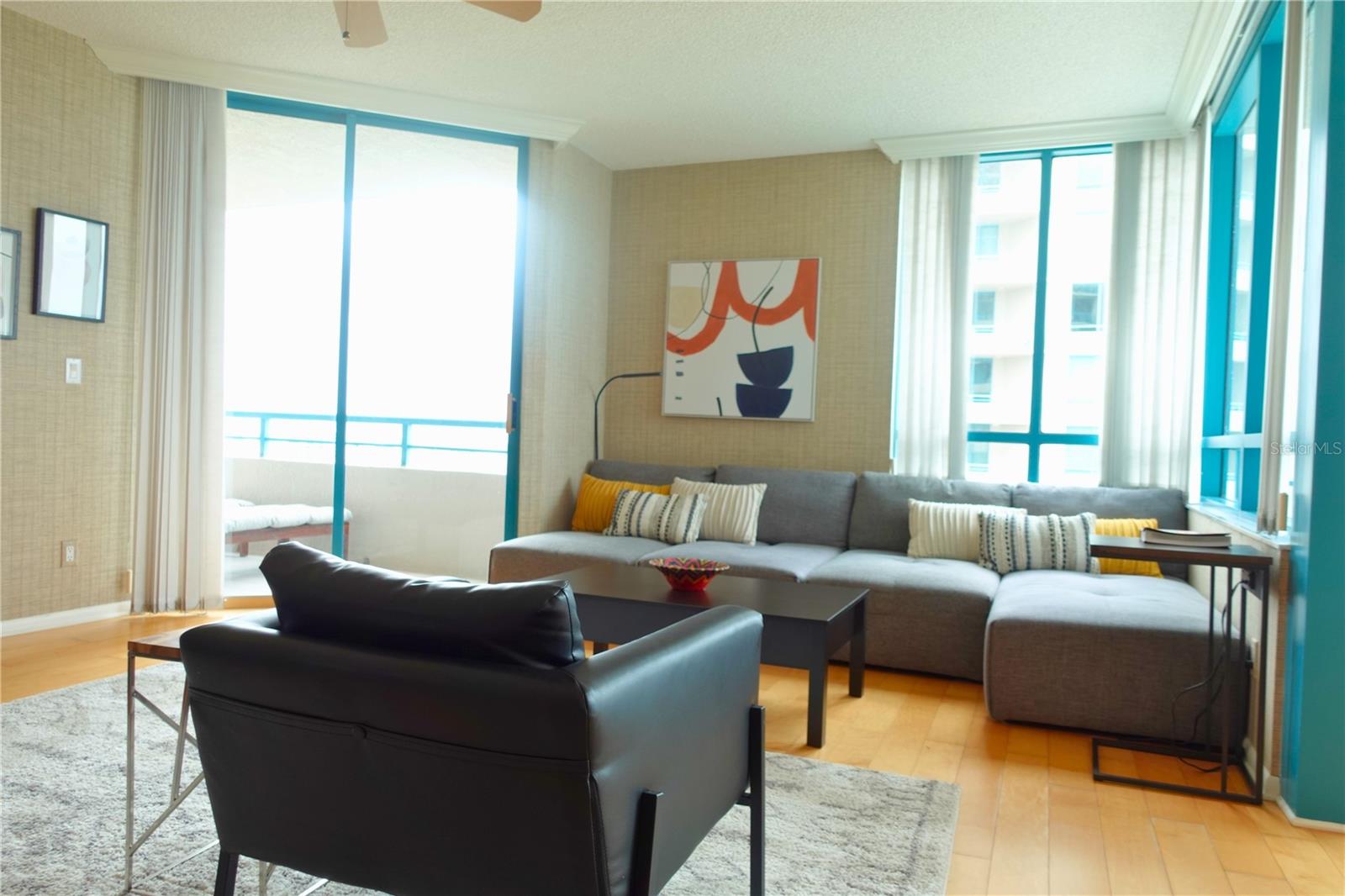 Image 12 of 70 For 1540 Gulf Boulevard 1106